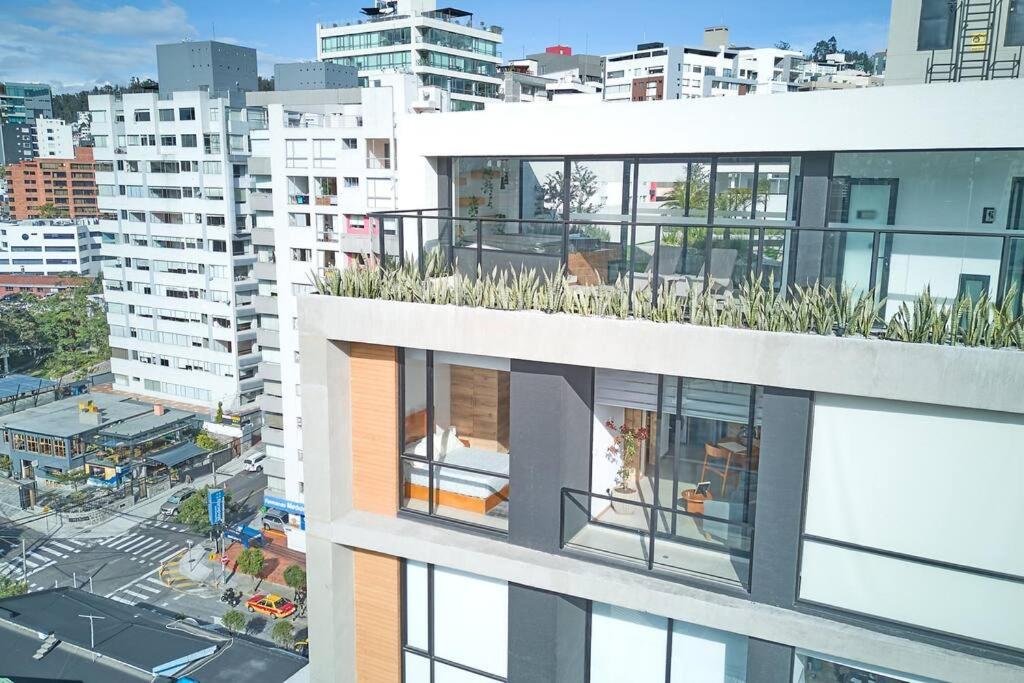 Moderna suite en Quito RG view 5