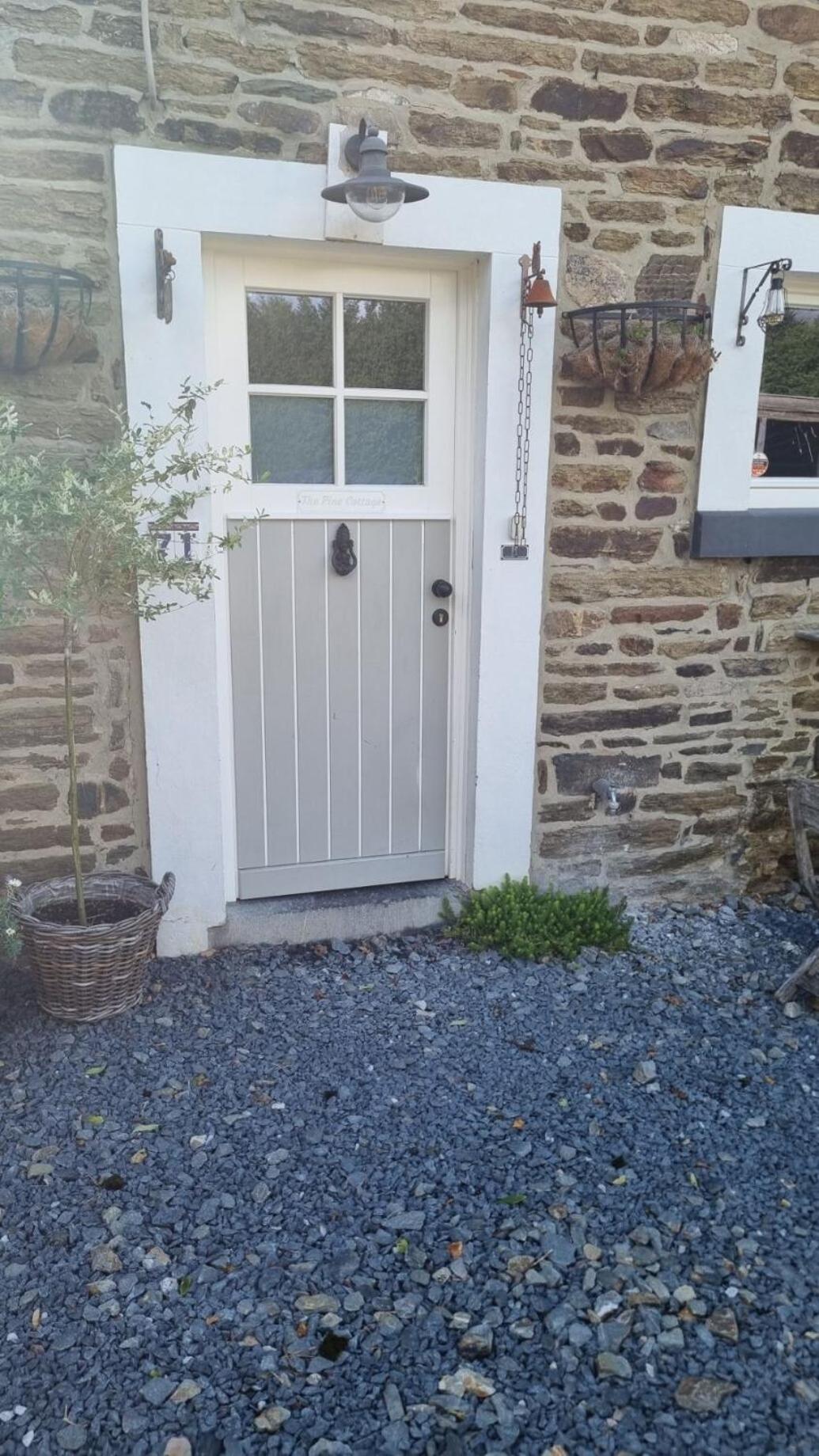 PINE COTTAGE- 5 minutes Francorchamps - charme -piscine-calme-jardin