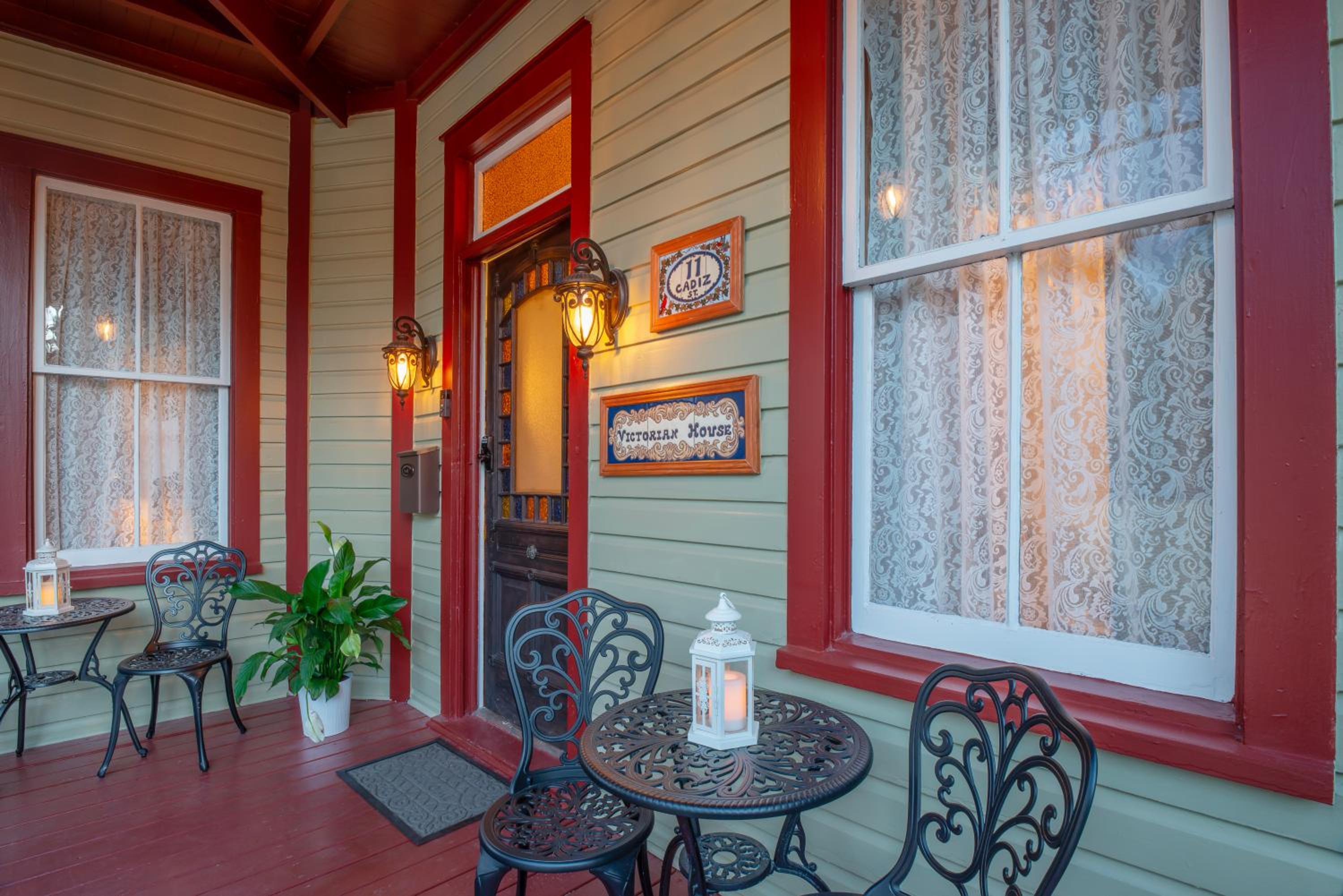 Victorian House Bed and Breakfast