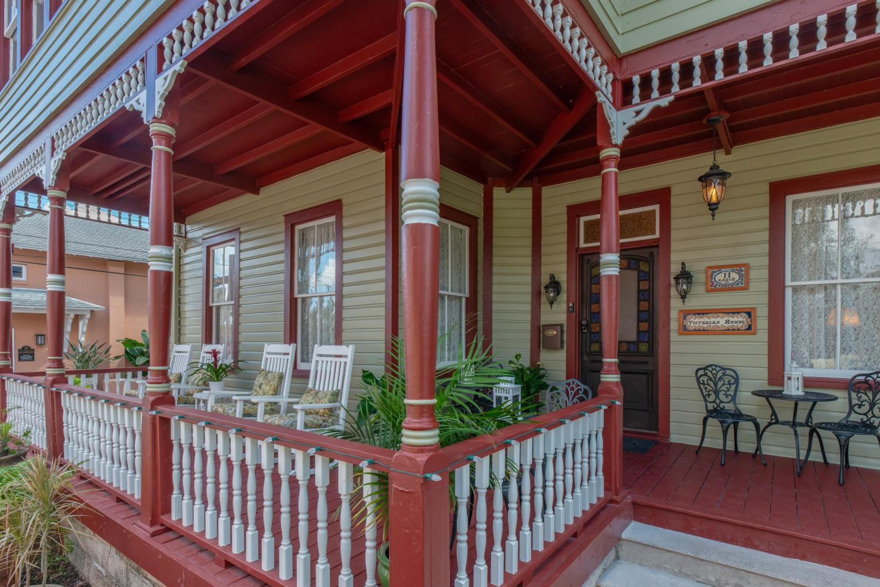 Victorian House Bed and Breakfast
