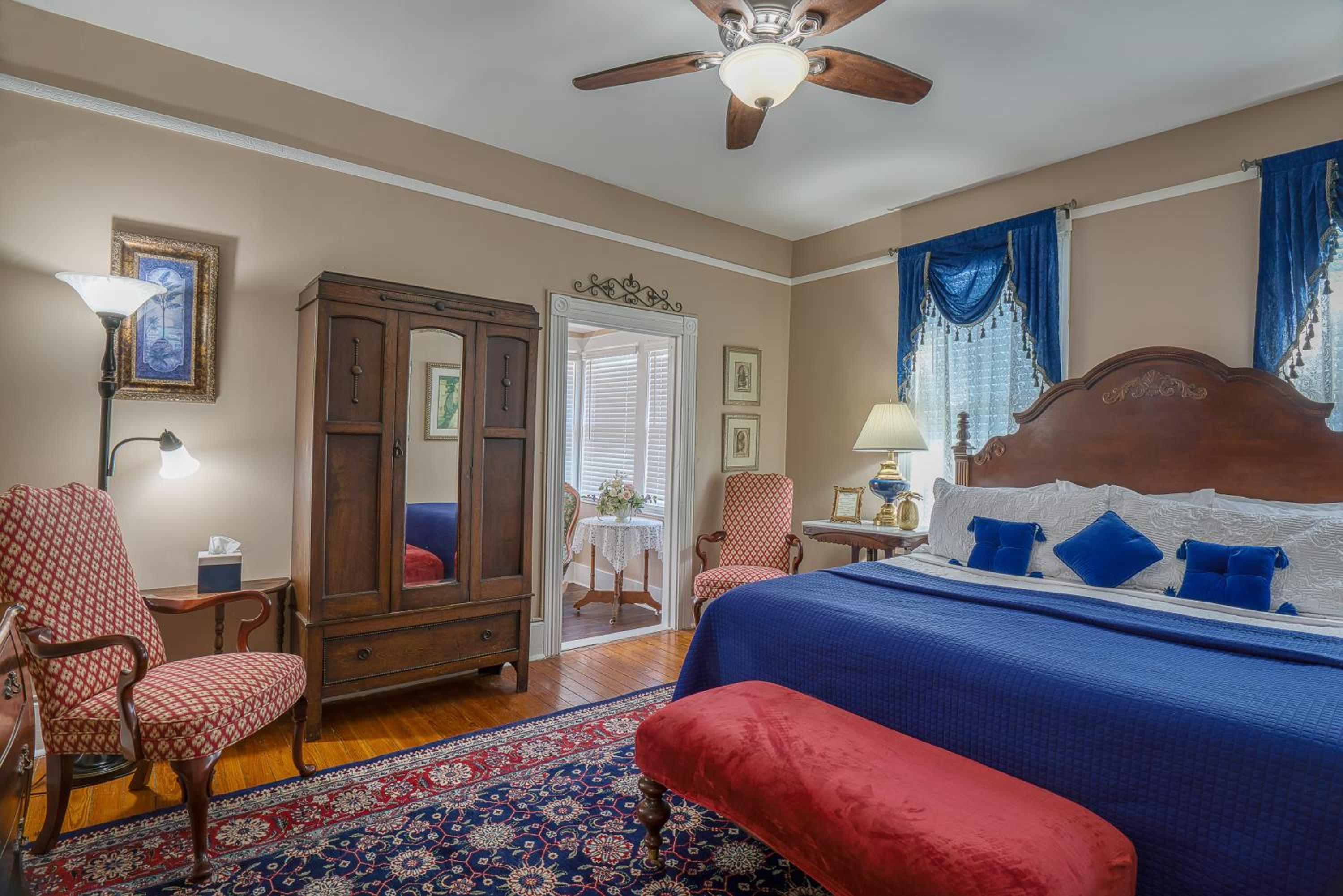 Victorian House Bed and Breakfast