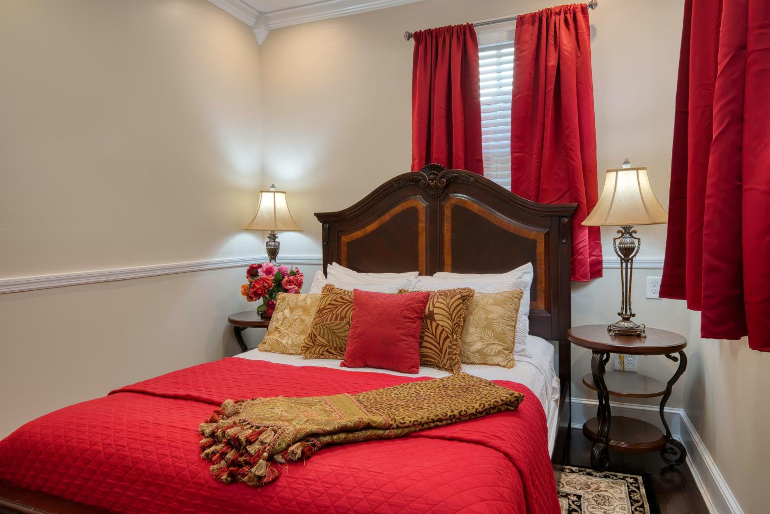 Victorian House Bed and Breakfast
