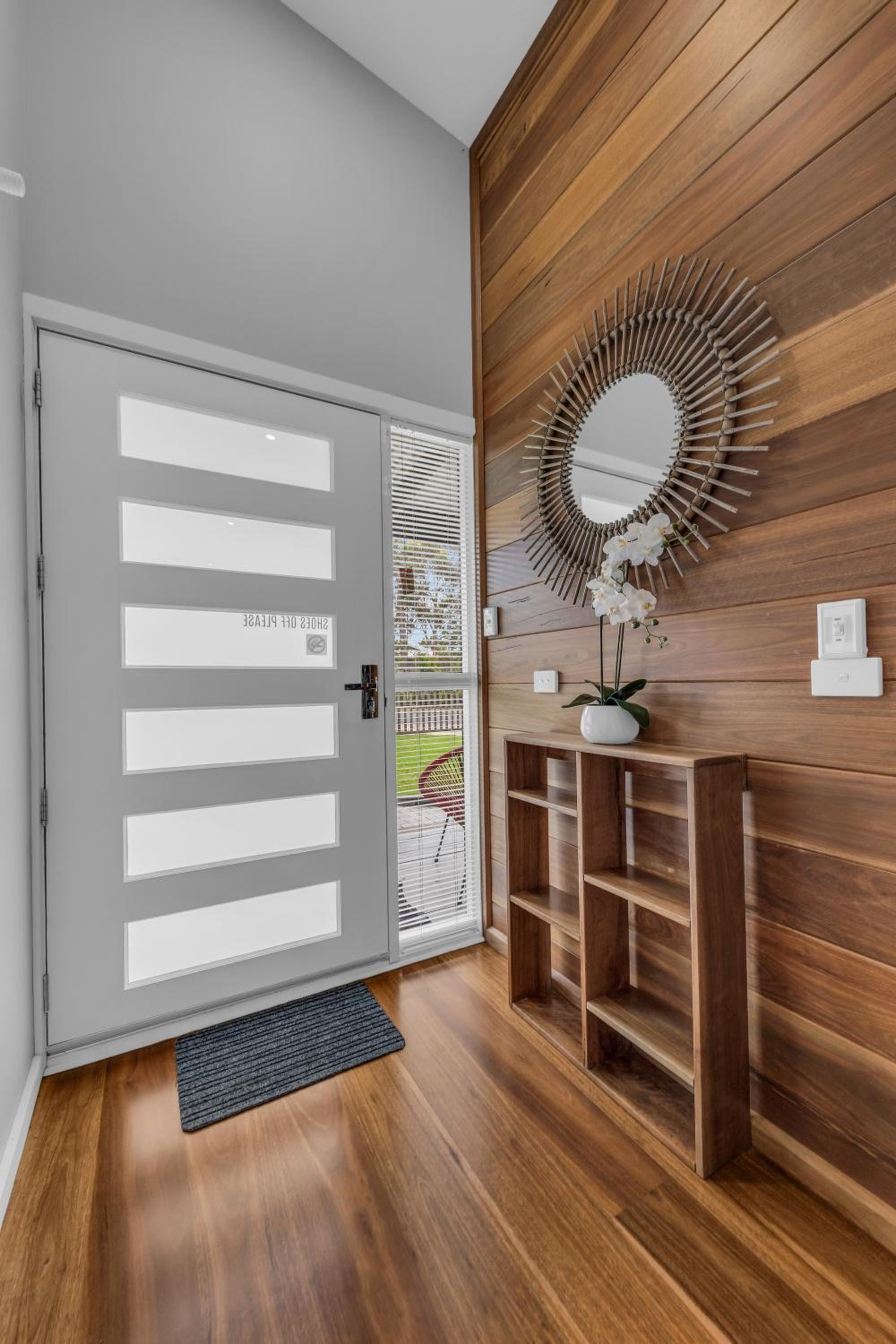 29 Mirrabooka Road, Mallacoota - Eagle View House