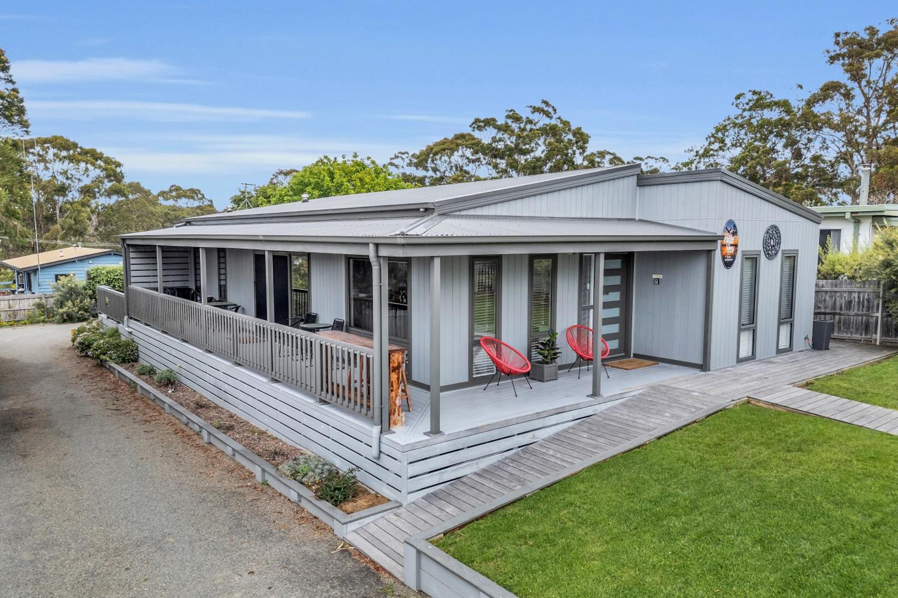 29 Mirrabooka Road, Mallacoota - Eagle View House