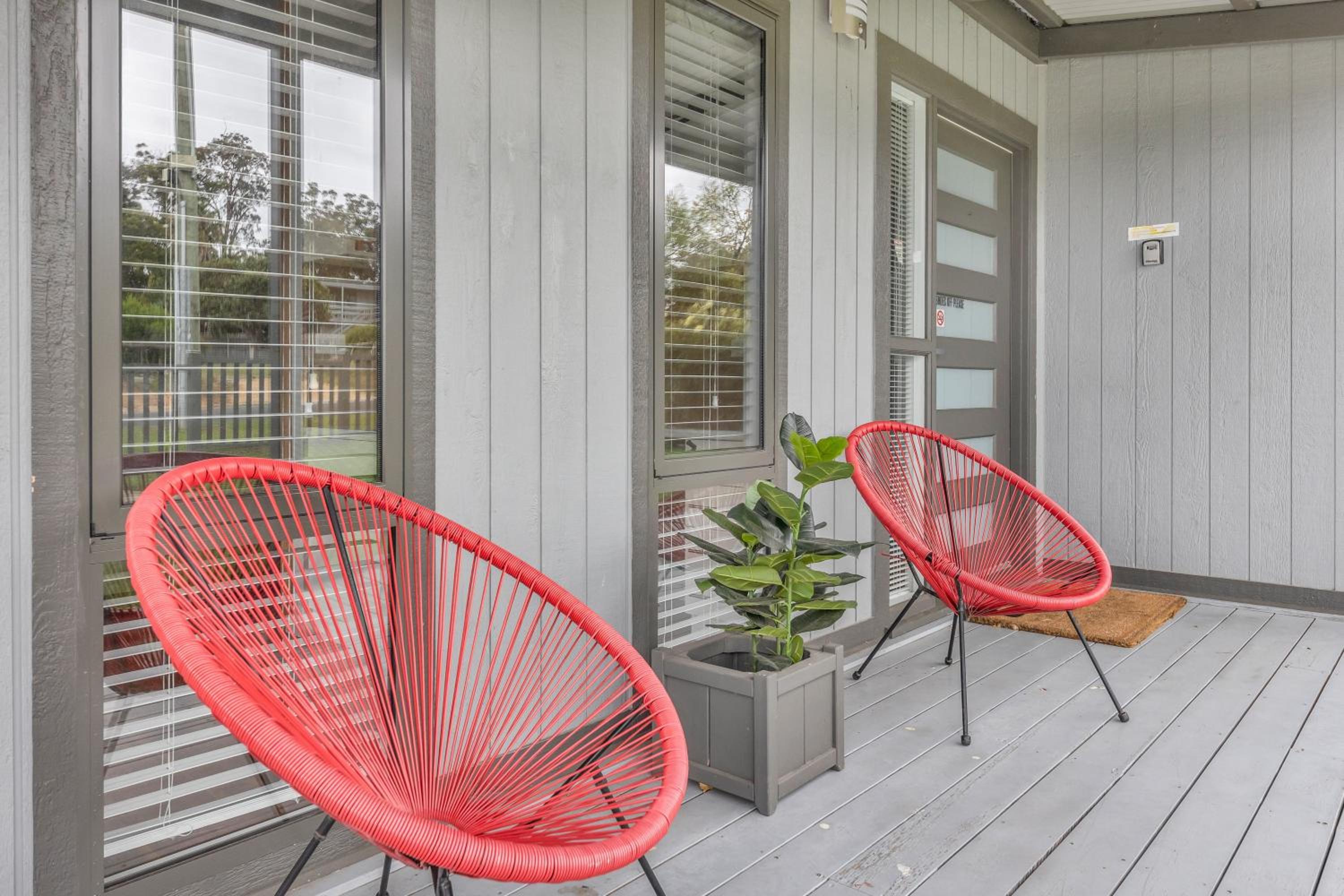 29 Mirrabooka Road, Mallacoota - Eagle View House