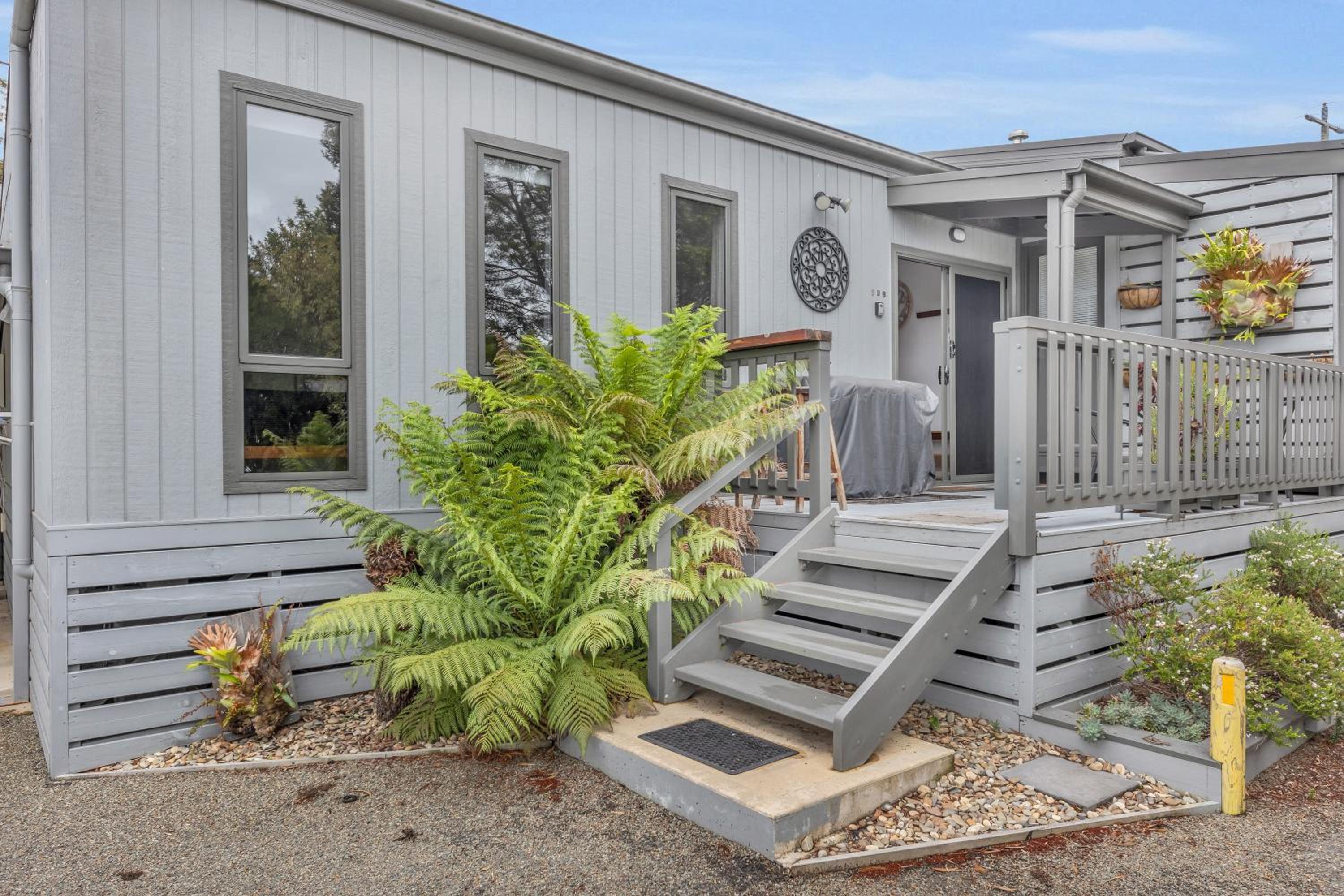 29 Mirrabooka Road, Mallacoota - Eagle View House