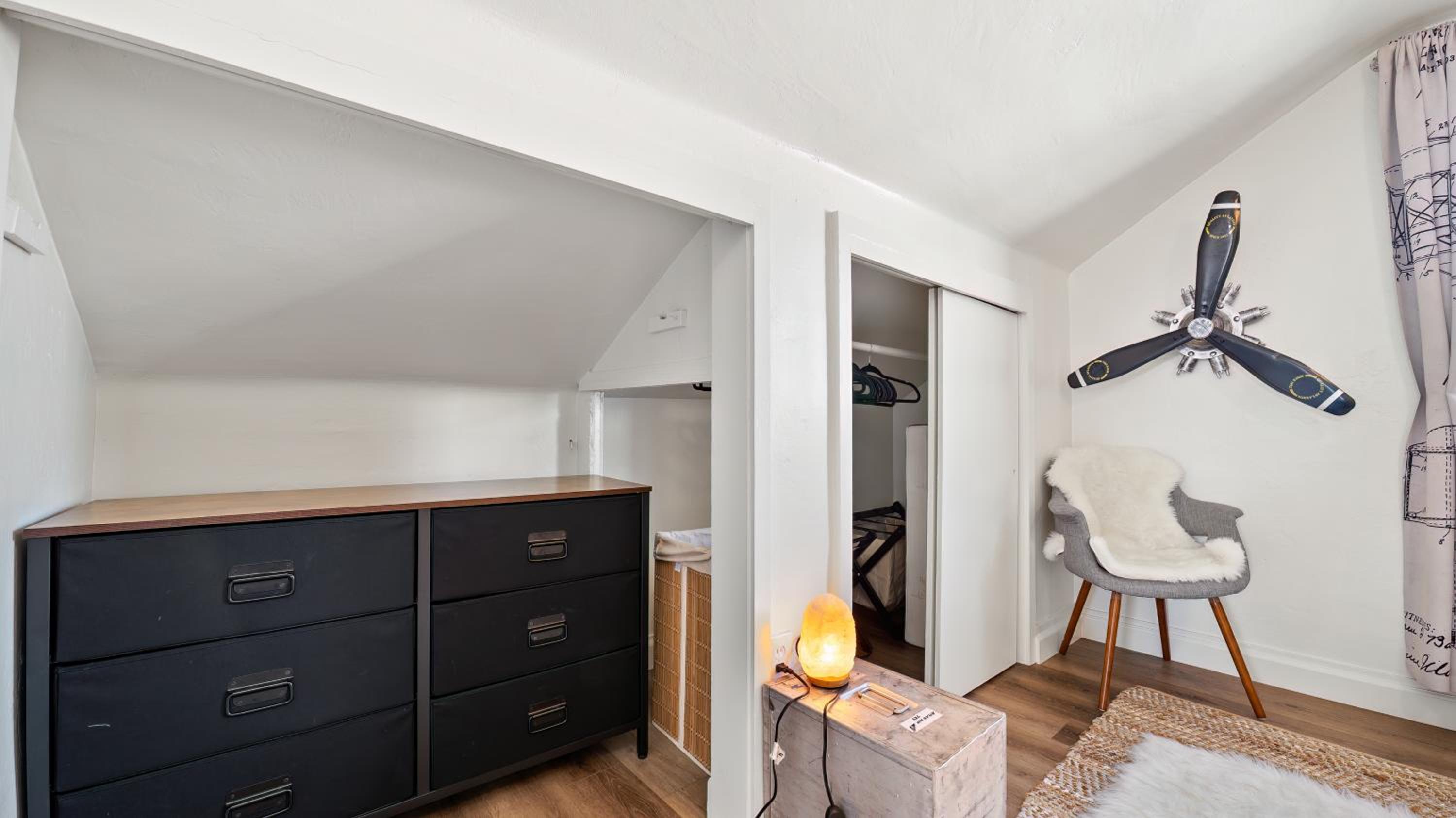 Reno Vacations - Midtown Flight Deck: 2BR Gem - Property Image 32