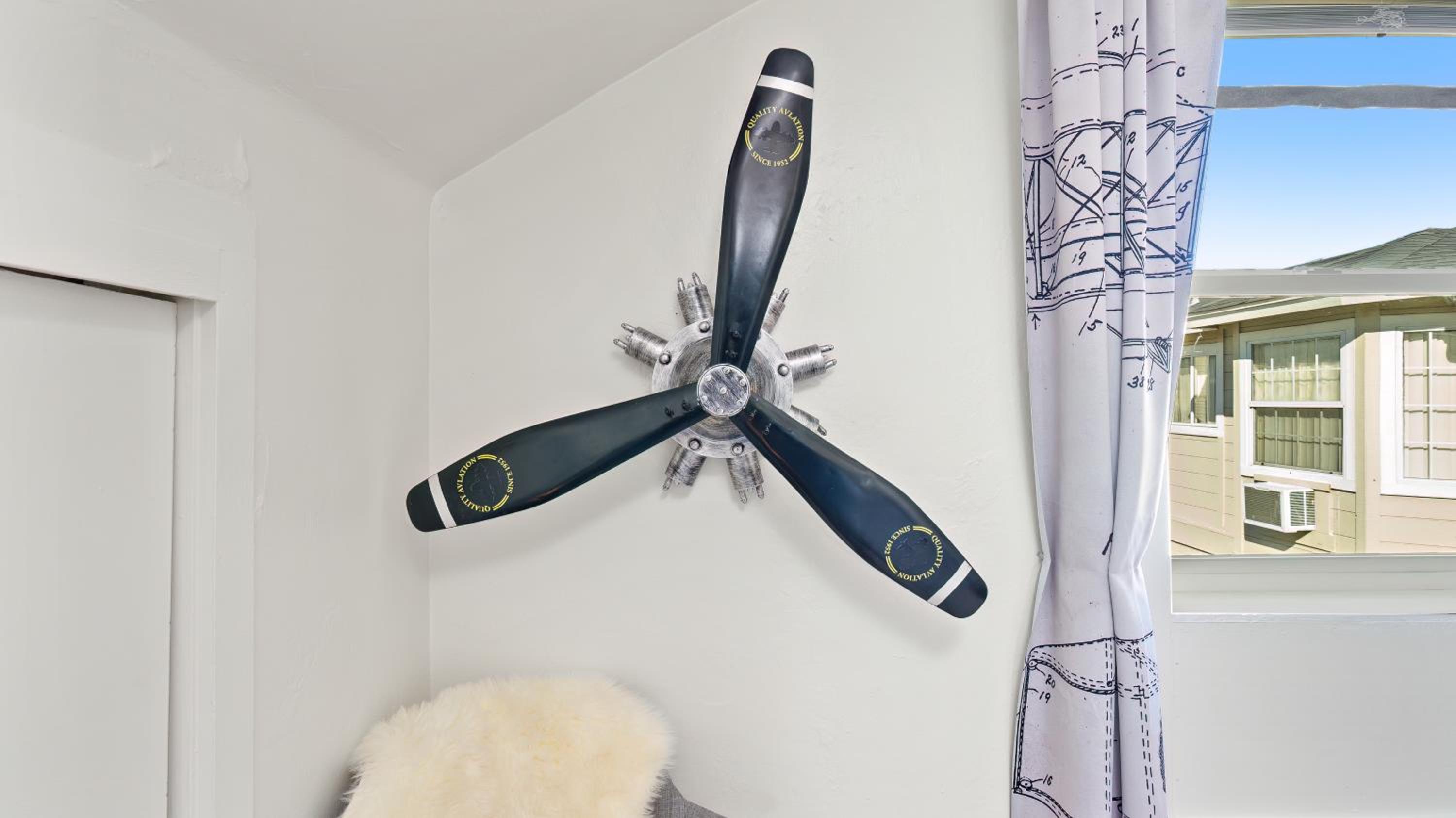 Reno Vacations - Midtown Flight Deck: 2BR Gem - Property Image 22
