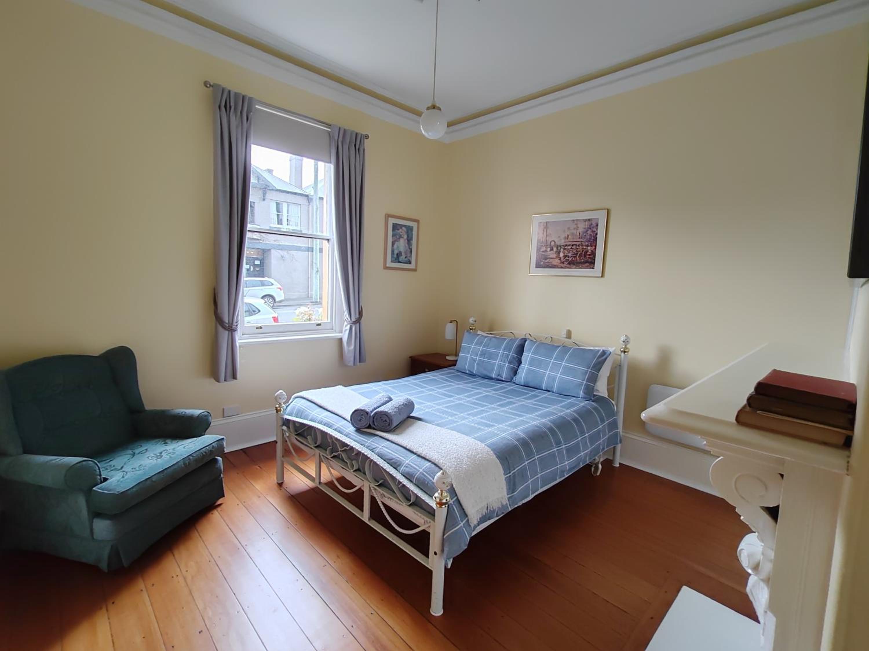 Campbell St Cottage, Hobart CBD