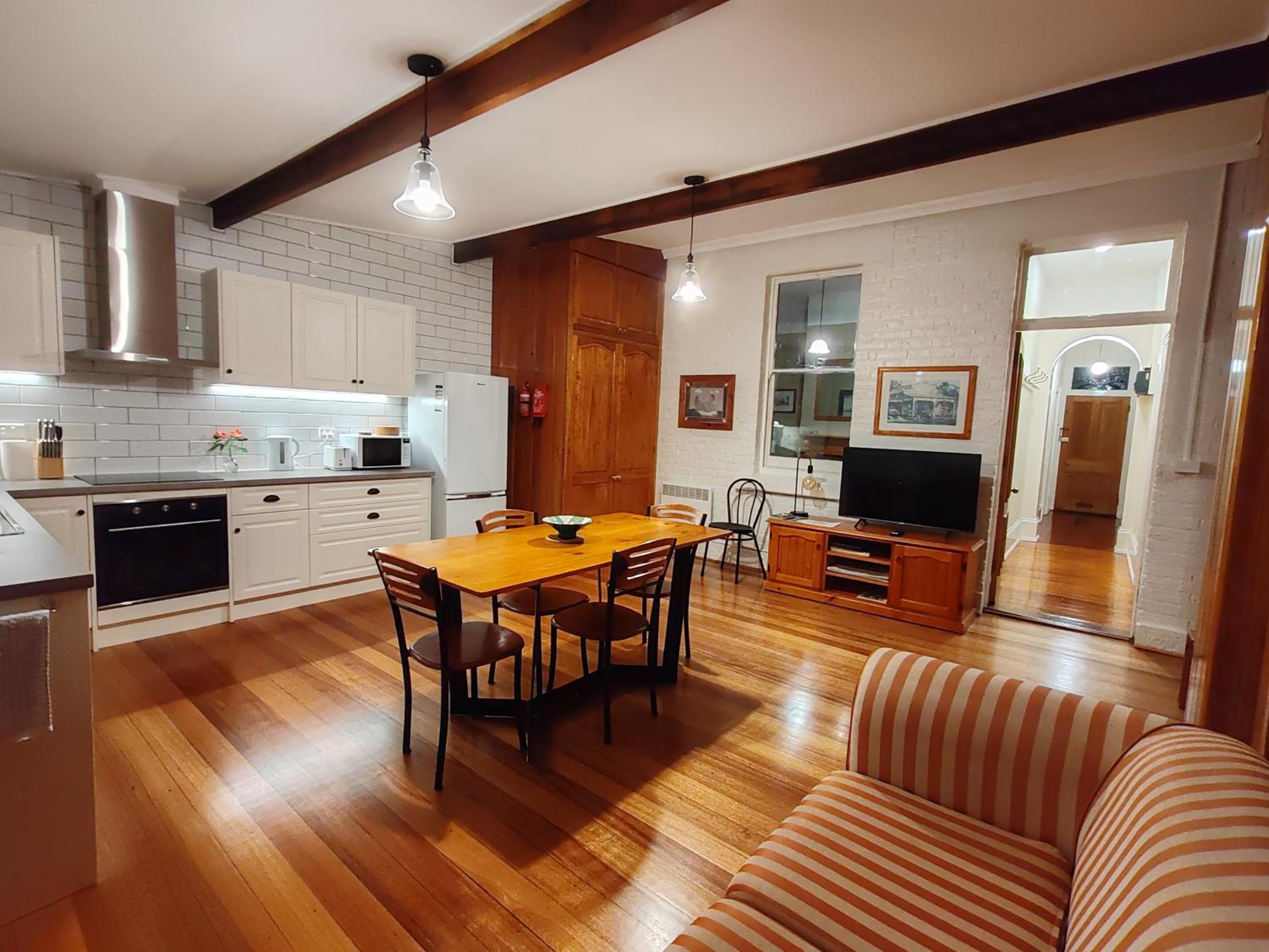 Campbell St Cottage, Hobart CBD