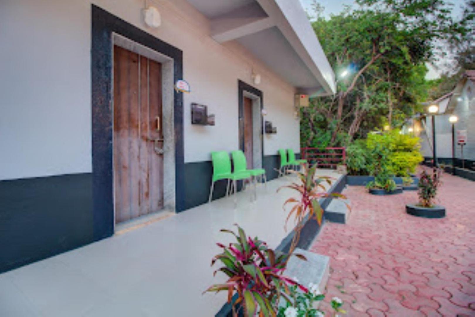 Prakruti Ayurvedic Health Resort,Sarkhal