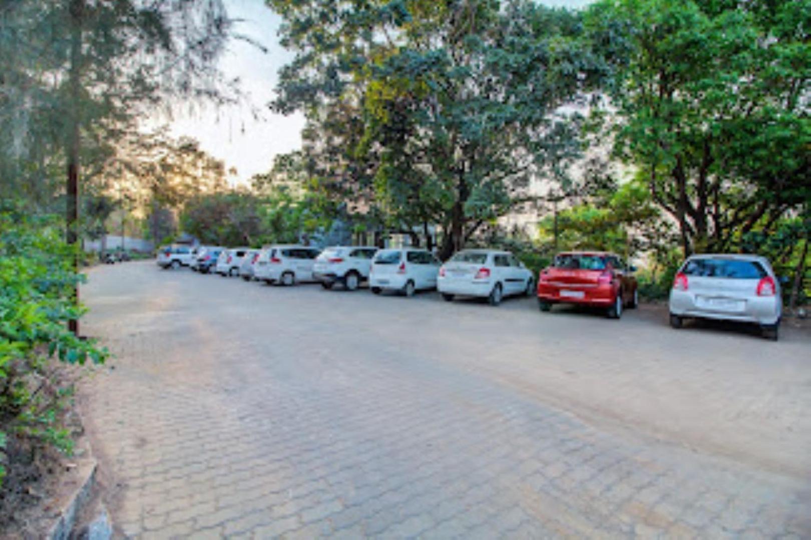 Prakruti Ayurvedic Health Resort,Sarkhal