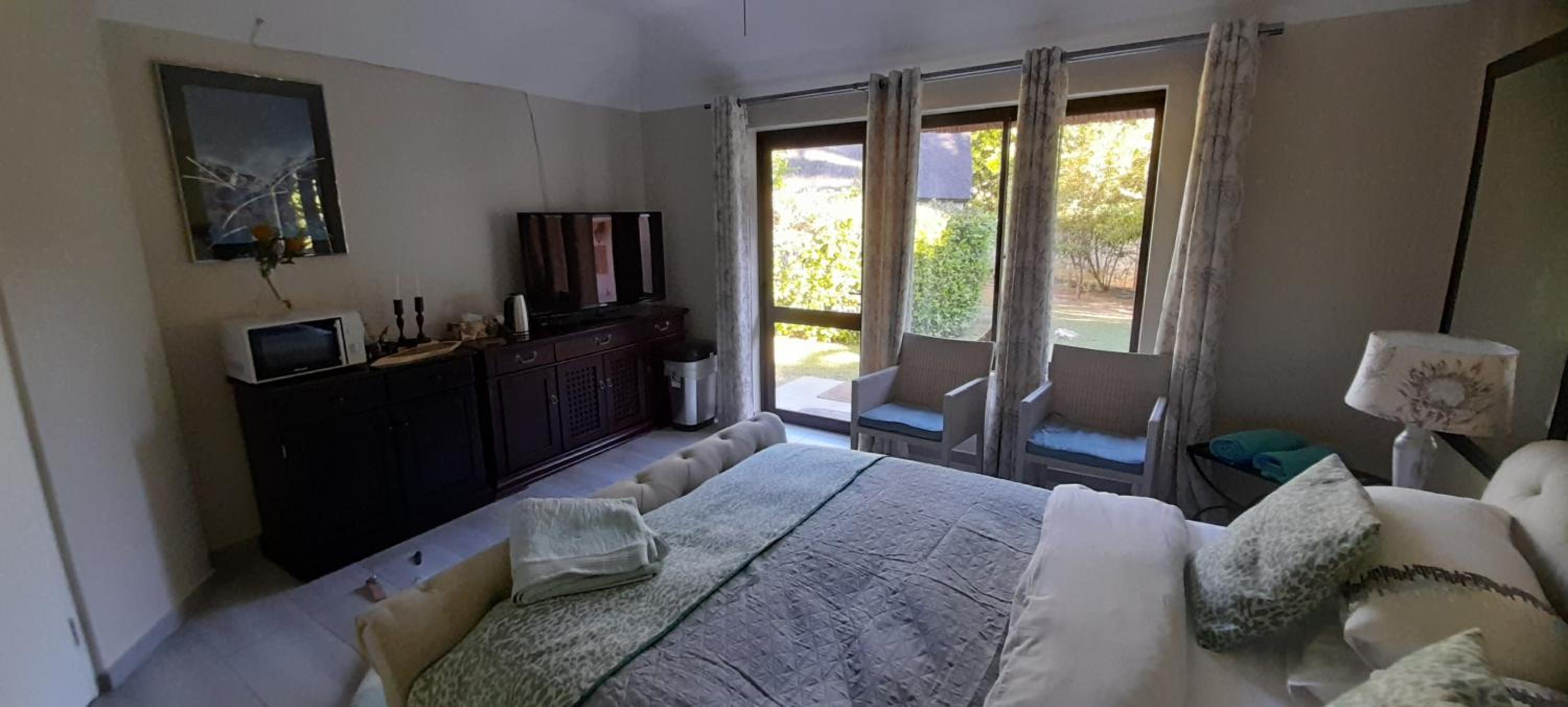 Easy Five Guest House