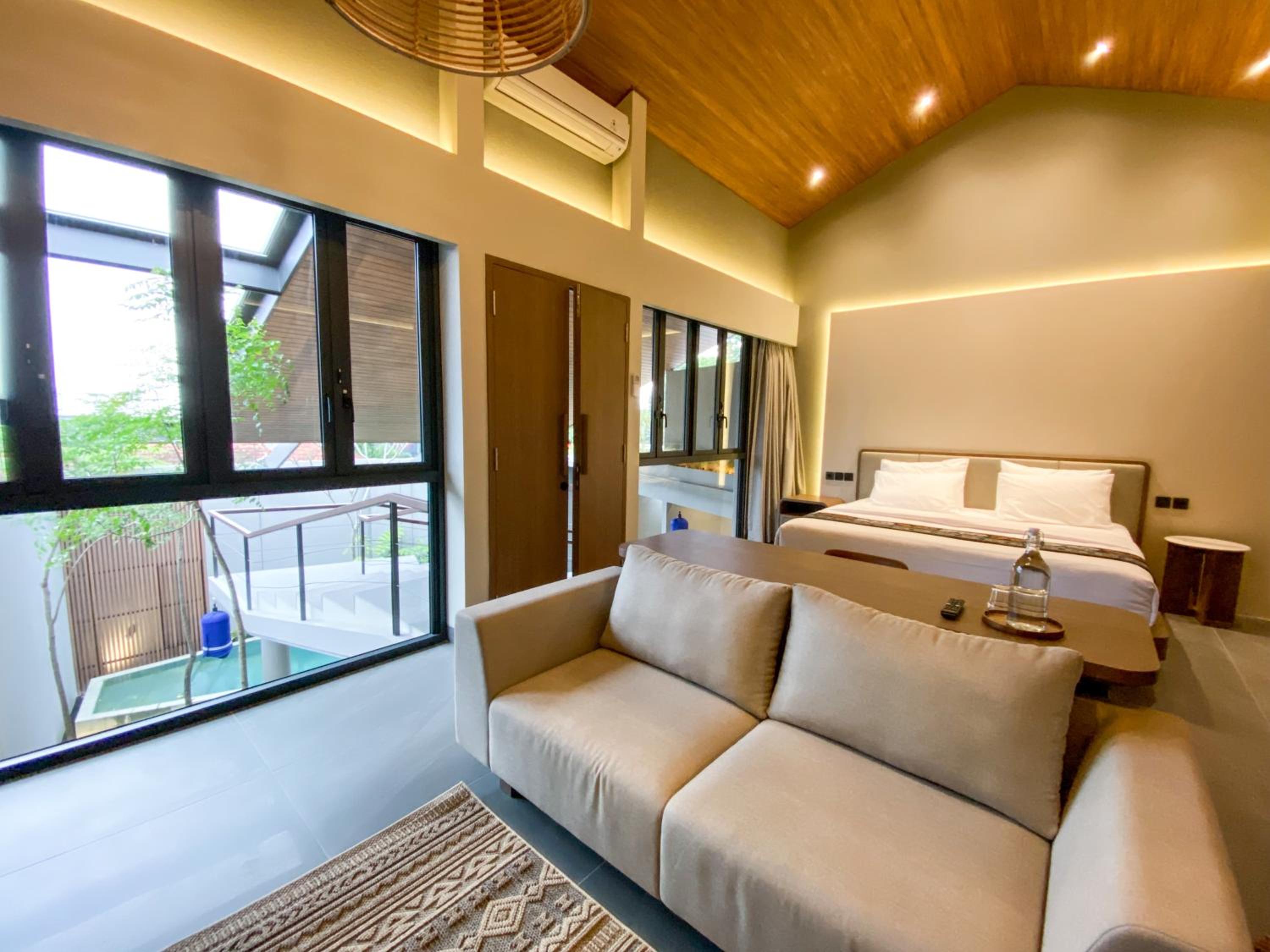 Mahitala Villa Bandung Heated Pool view 2