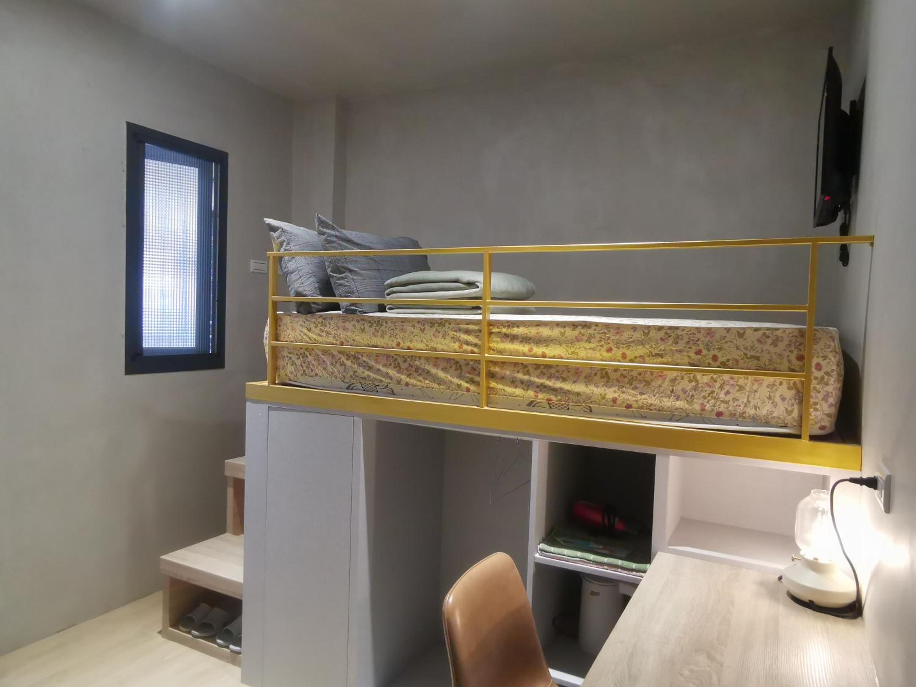 橙舍一館 TW Hostel I