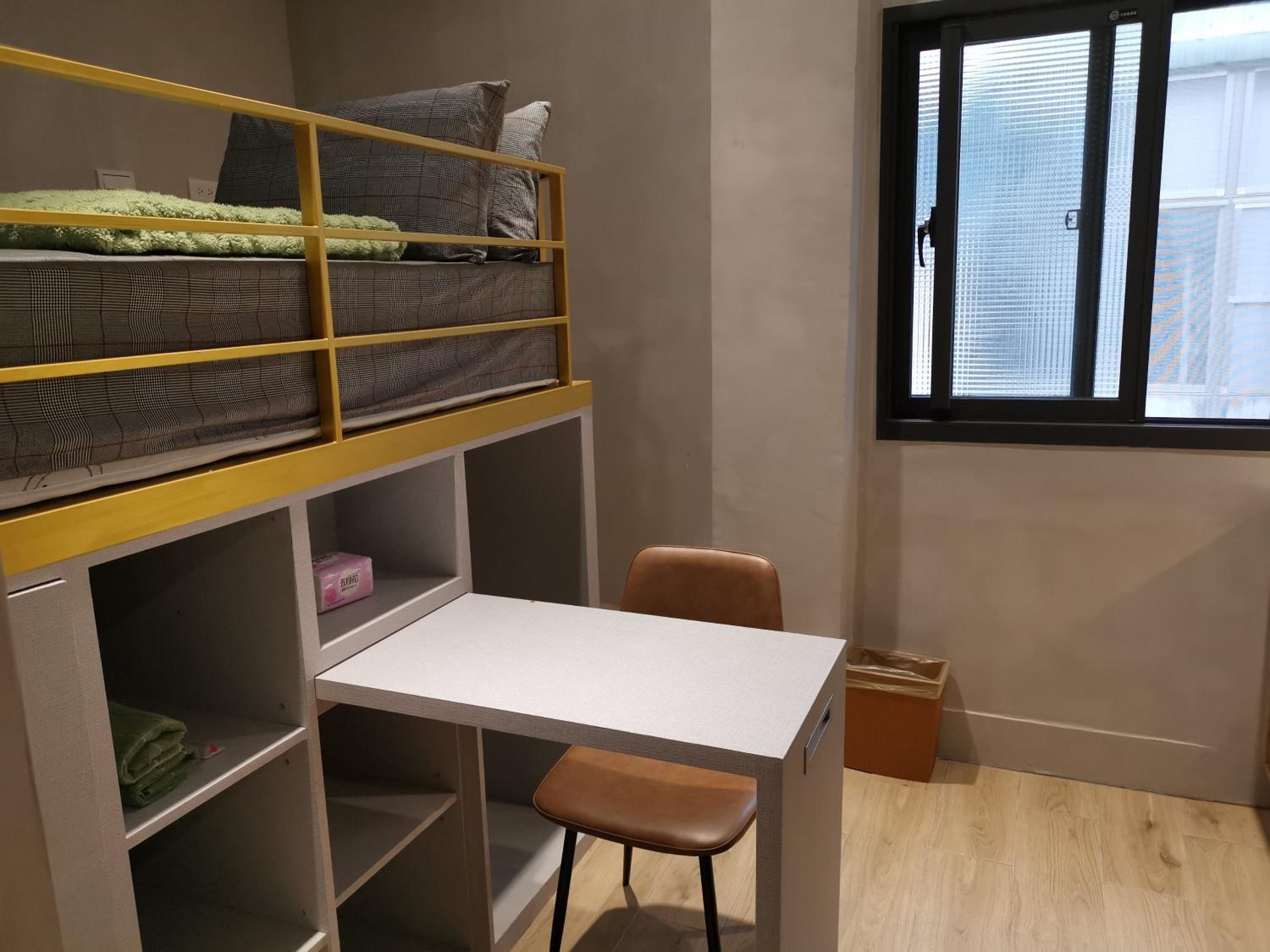 橙舍一館 TW Hostel I