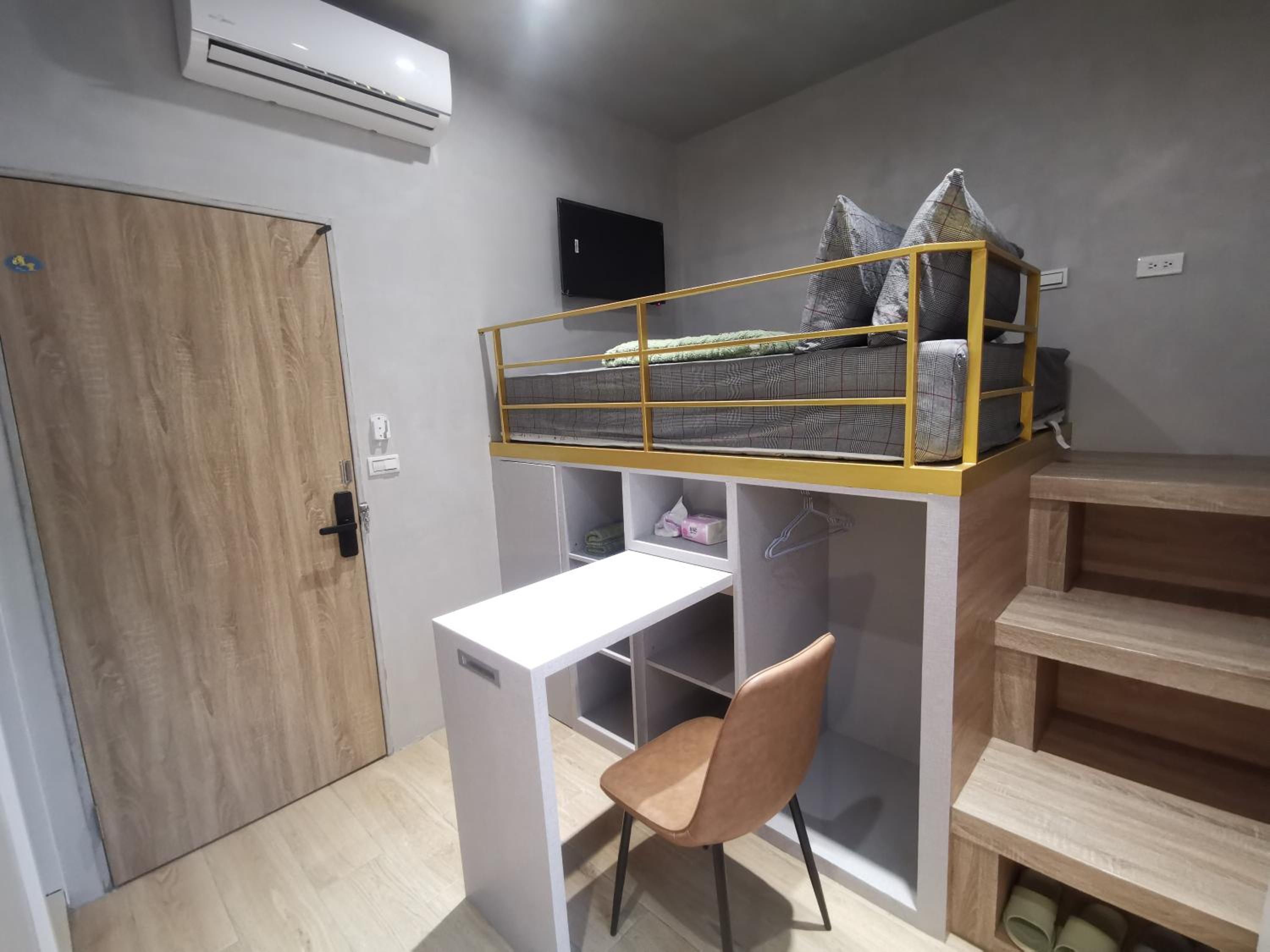 橙舍一館 TW Hostel I