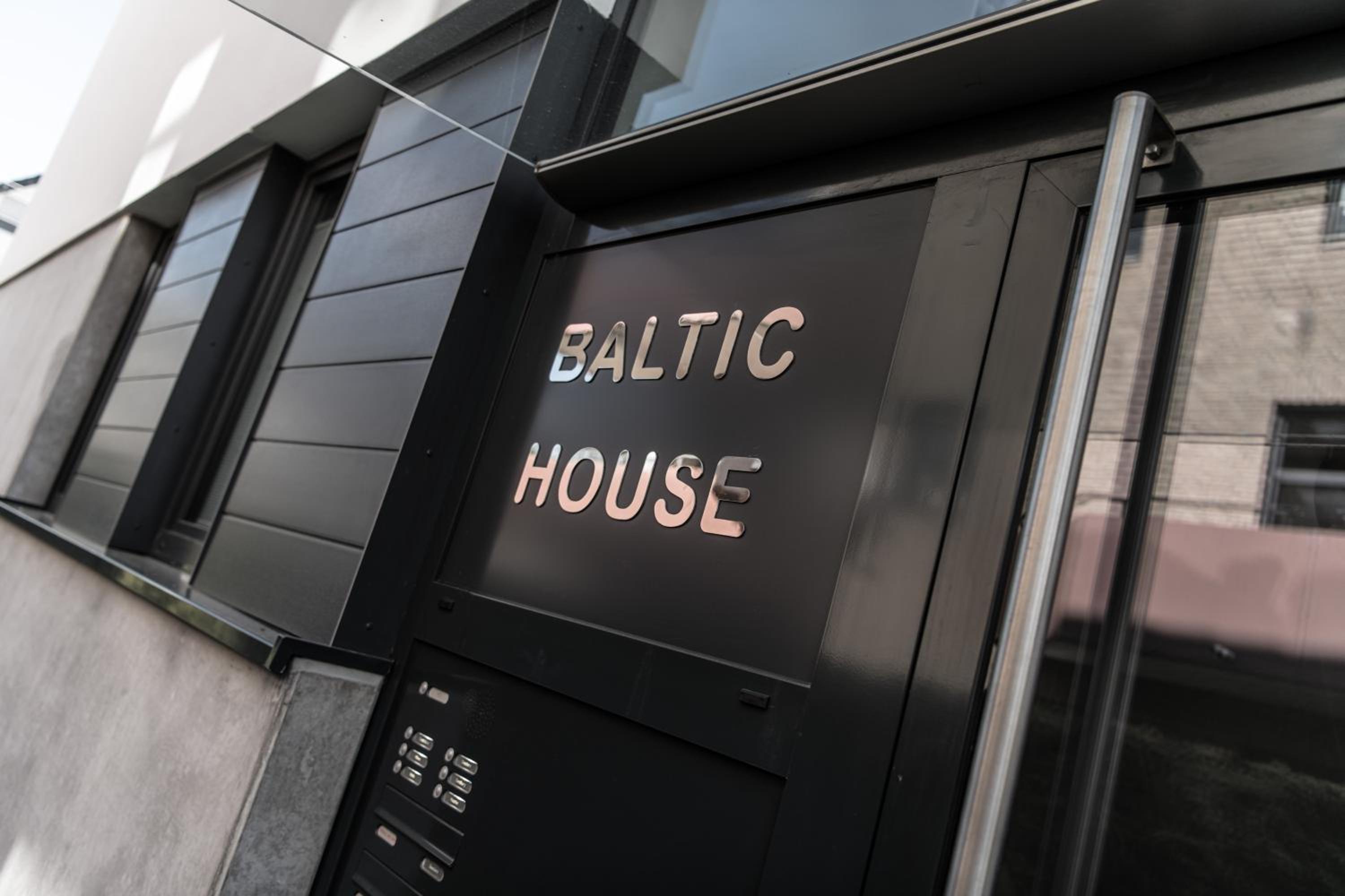 Baltic House Sandburg