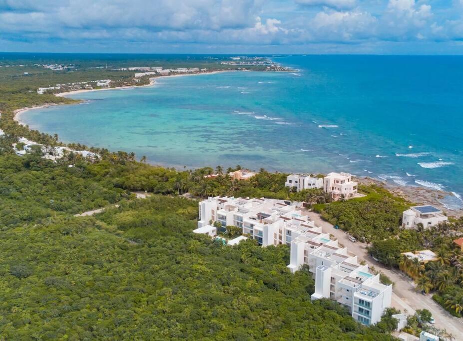Akumal Bay With Access To The Beach 7 Rooftop Pools