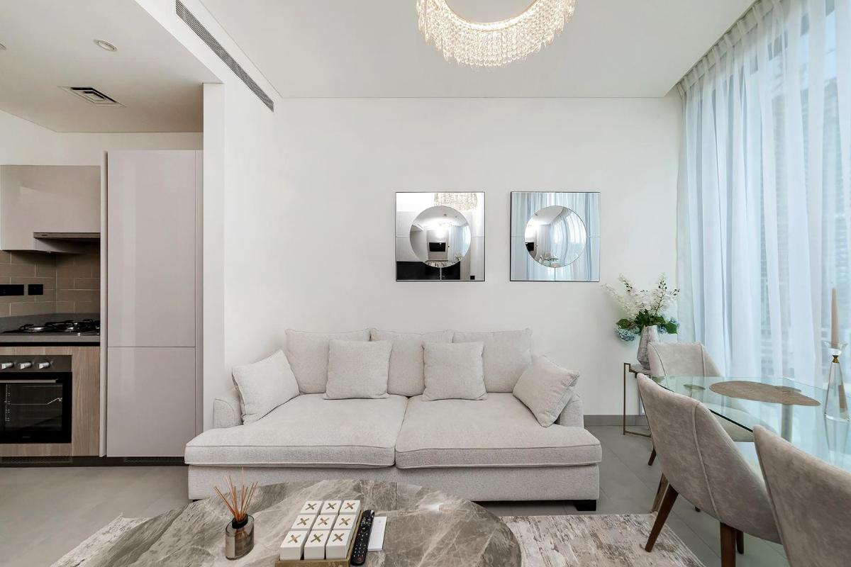 Modern 1bdr at Sobha Waves