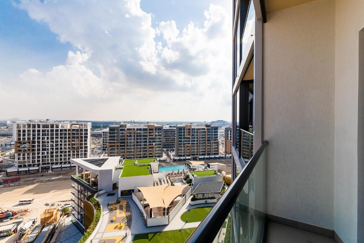 Modern 1bdr at Sobha Waves