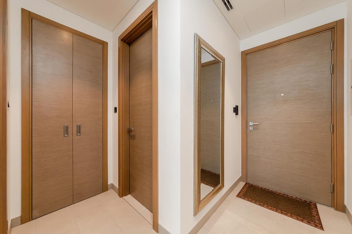 Modern 1bdr at Sobha Waves
