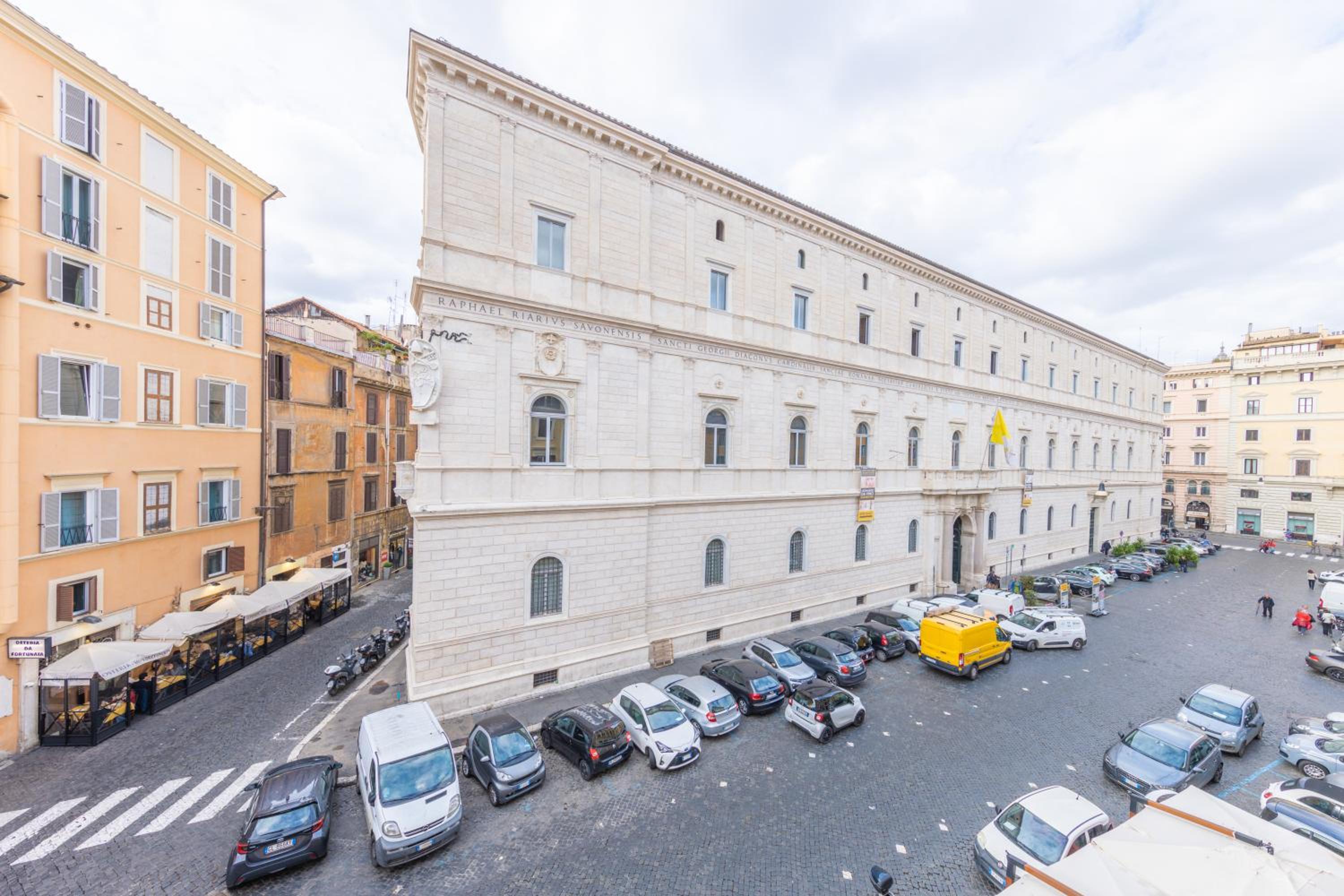 AC21 - Palazzetto Campo de' Fiori