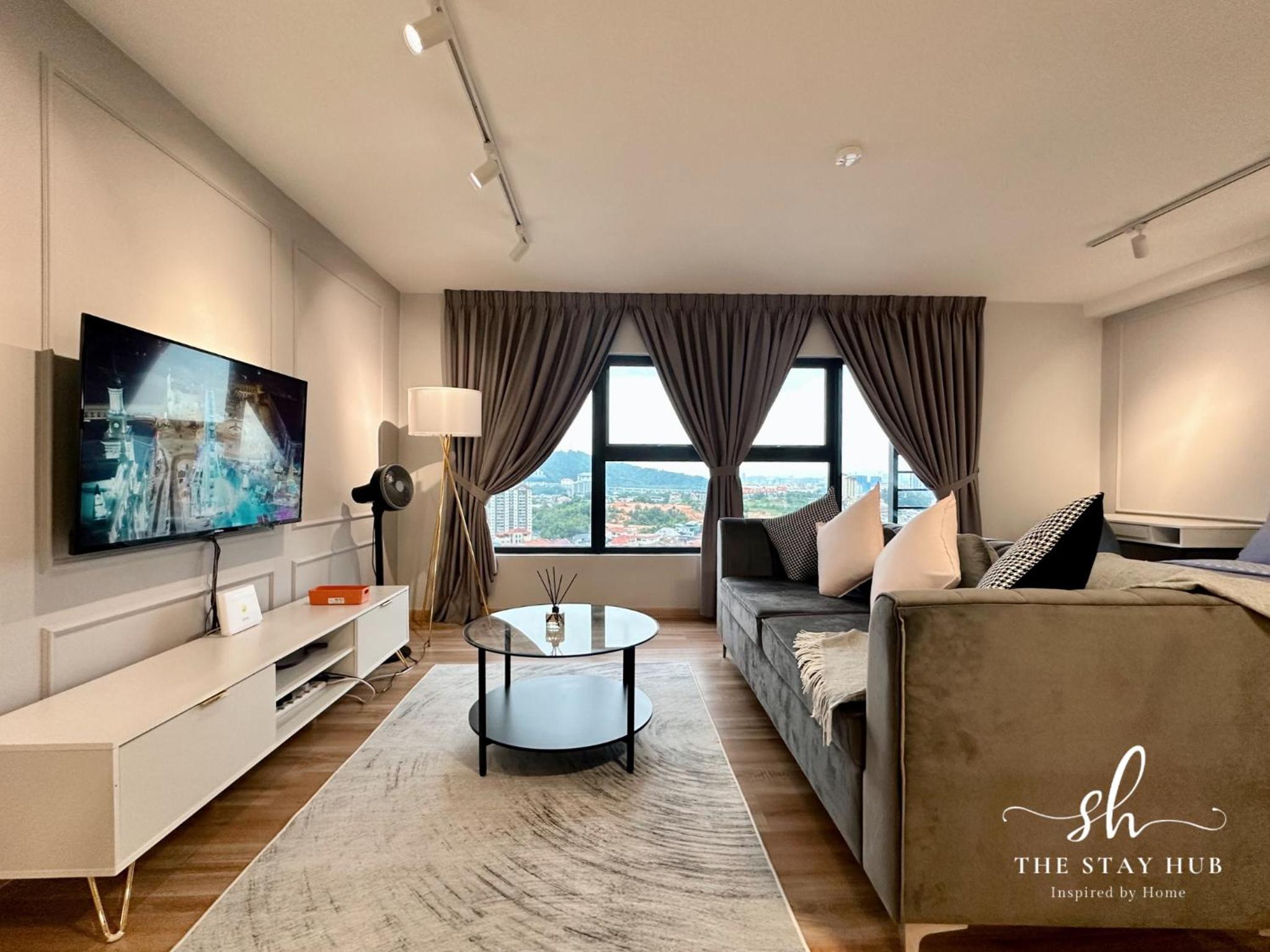 Arte Cheras Luxury Suites - Near TBS & MRT - Easy Access to TRX, Stadium -Bukit Jalil, KLCC- Free 1Parking