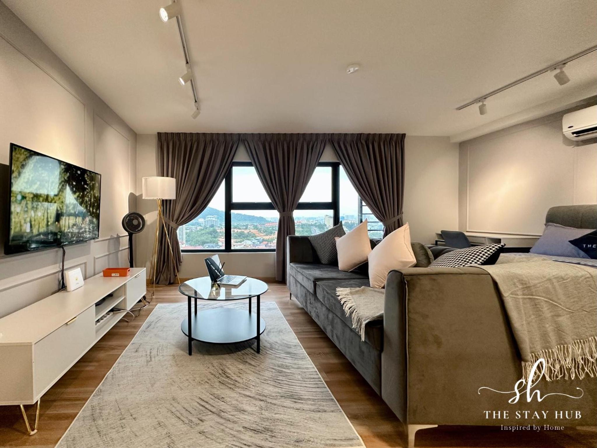 Arte Cheras Luxury Suites - Near TBS & MRT - Easy Access to TRX, Stadium -Bukit Jalil, KLCC- Free 1Parking