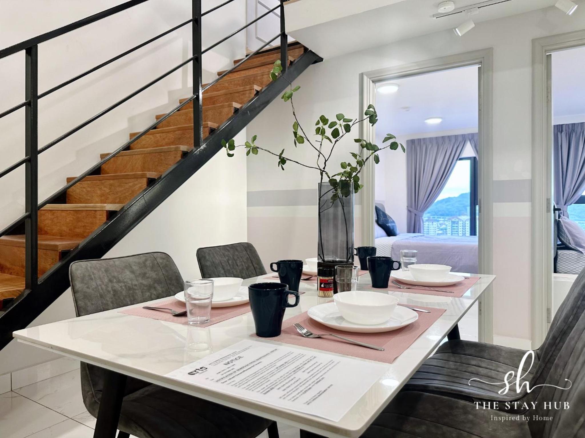 Arte Cheras Luxury Suites - Near TBS & MRT - Easy Access to TRX, Stadium -Bukit Jalil, KLCC- Free 1Parking