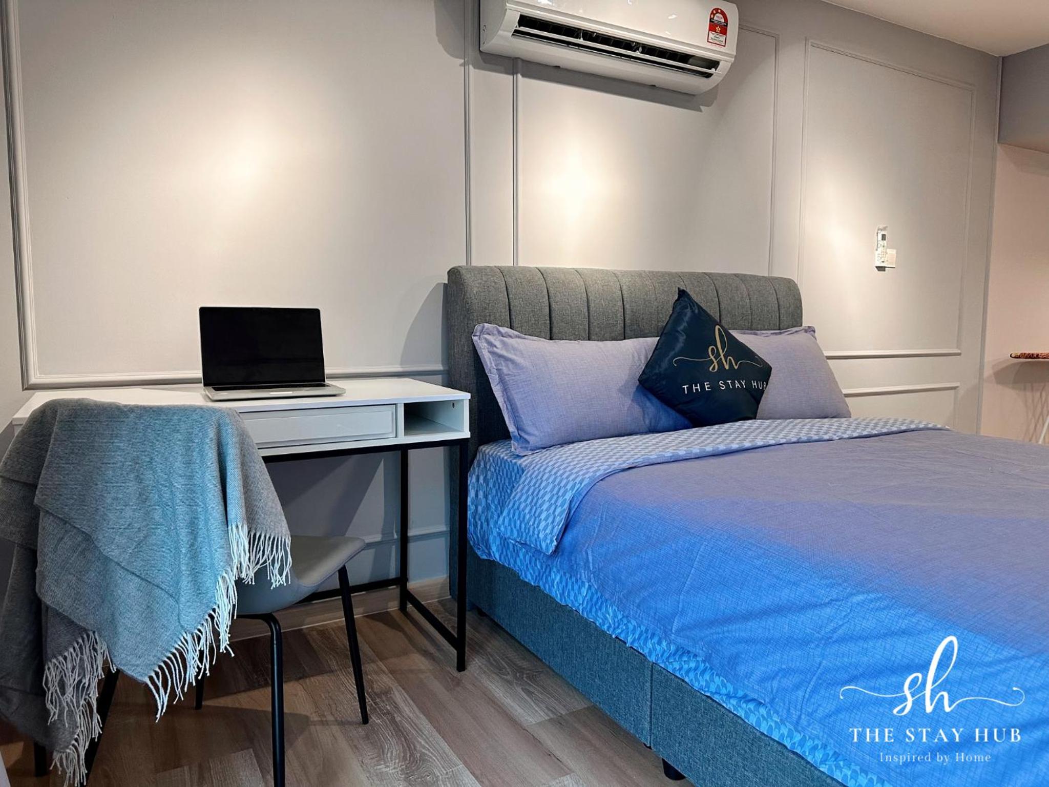 Arte Cheras Luxury Suites - Near TBS & MRT - Easy Access to TRX, Stadium -Bukit Jalil, KLCC- Free 1Parking
