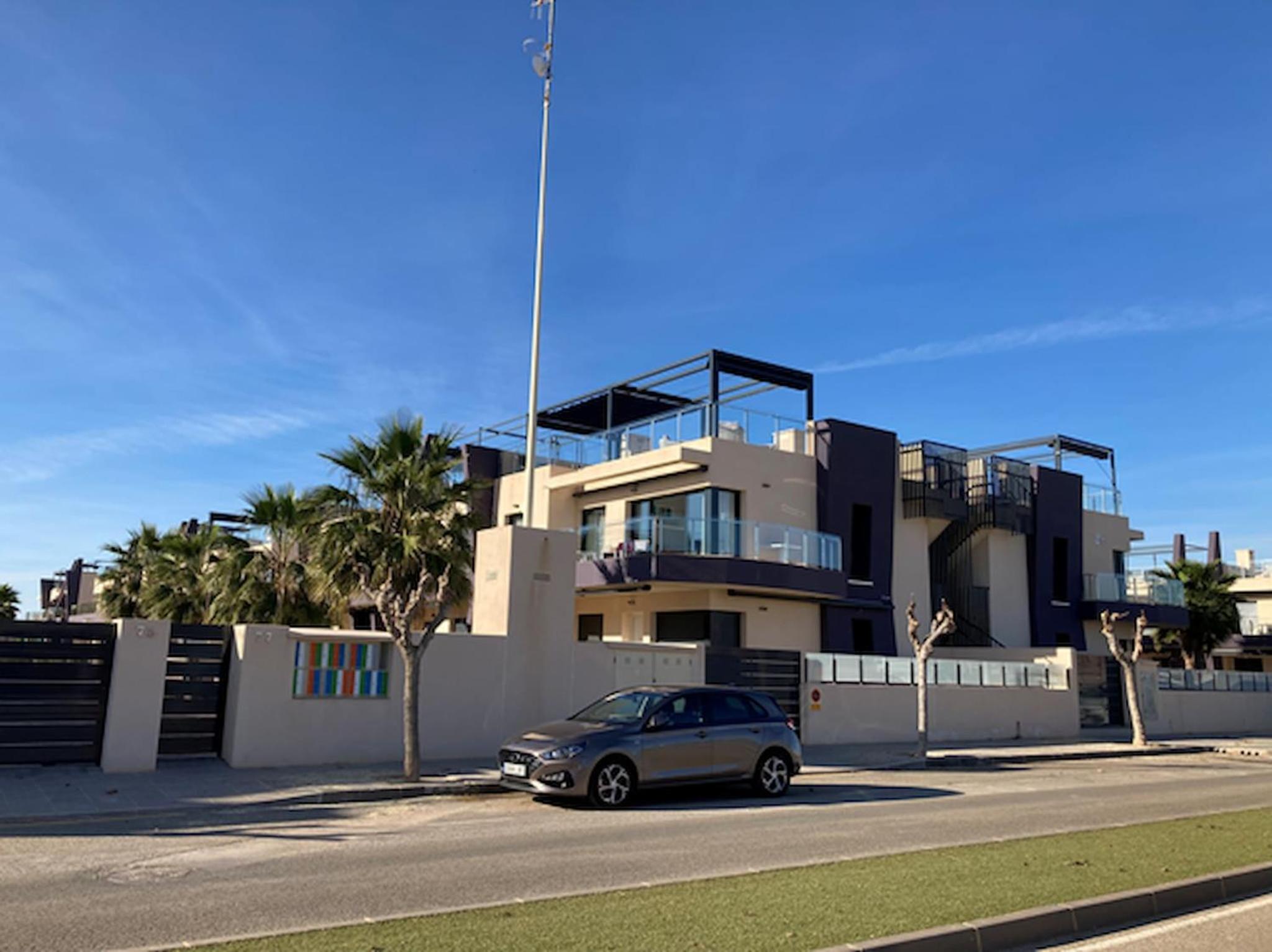 3 room Penthouse Higuericas Playa
