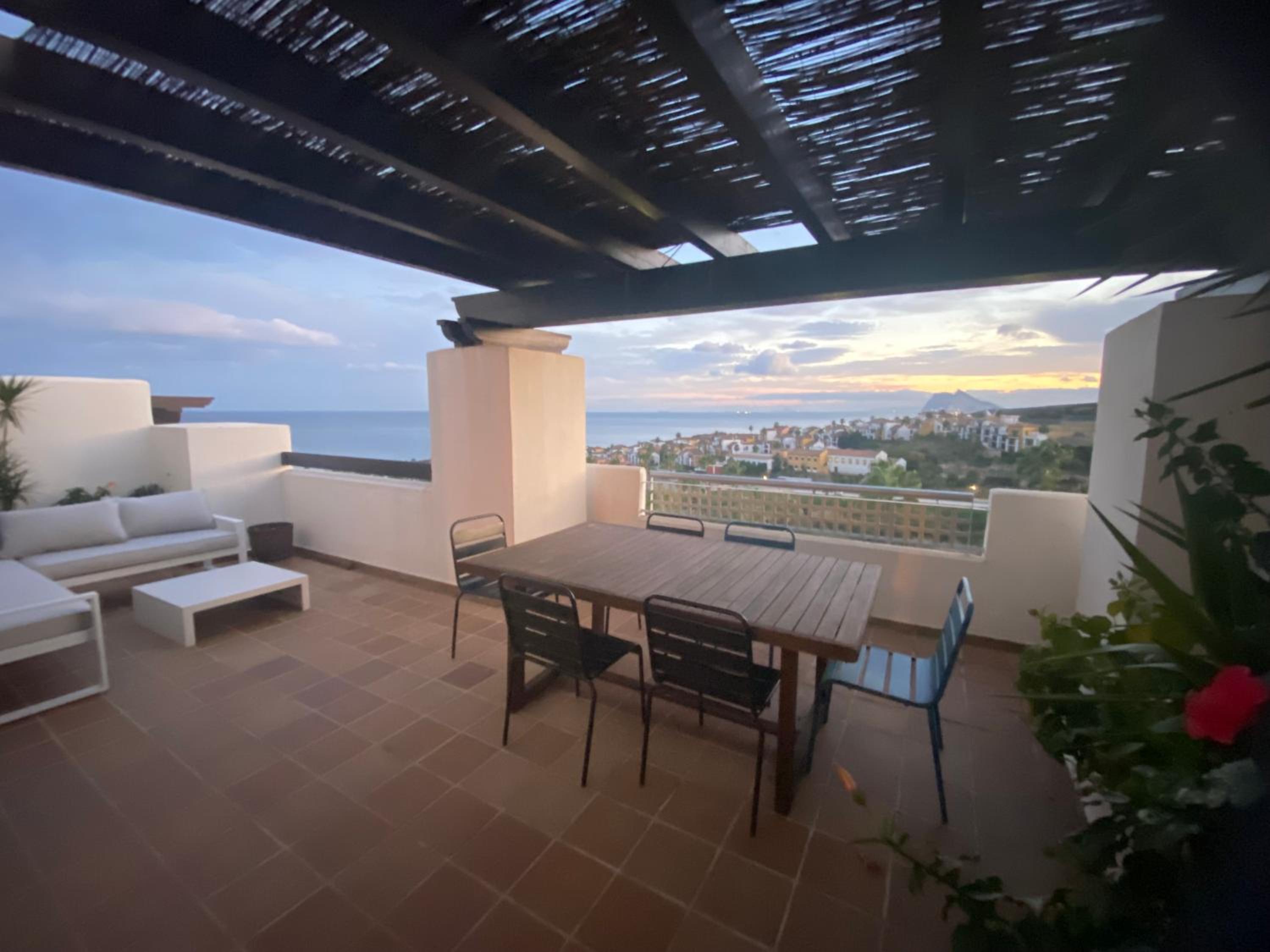 Shanti Sea View Apartment