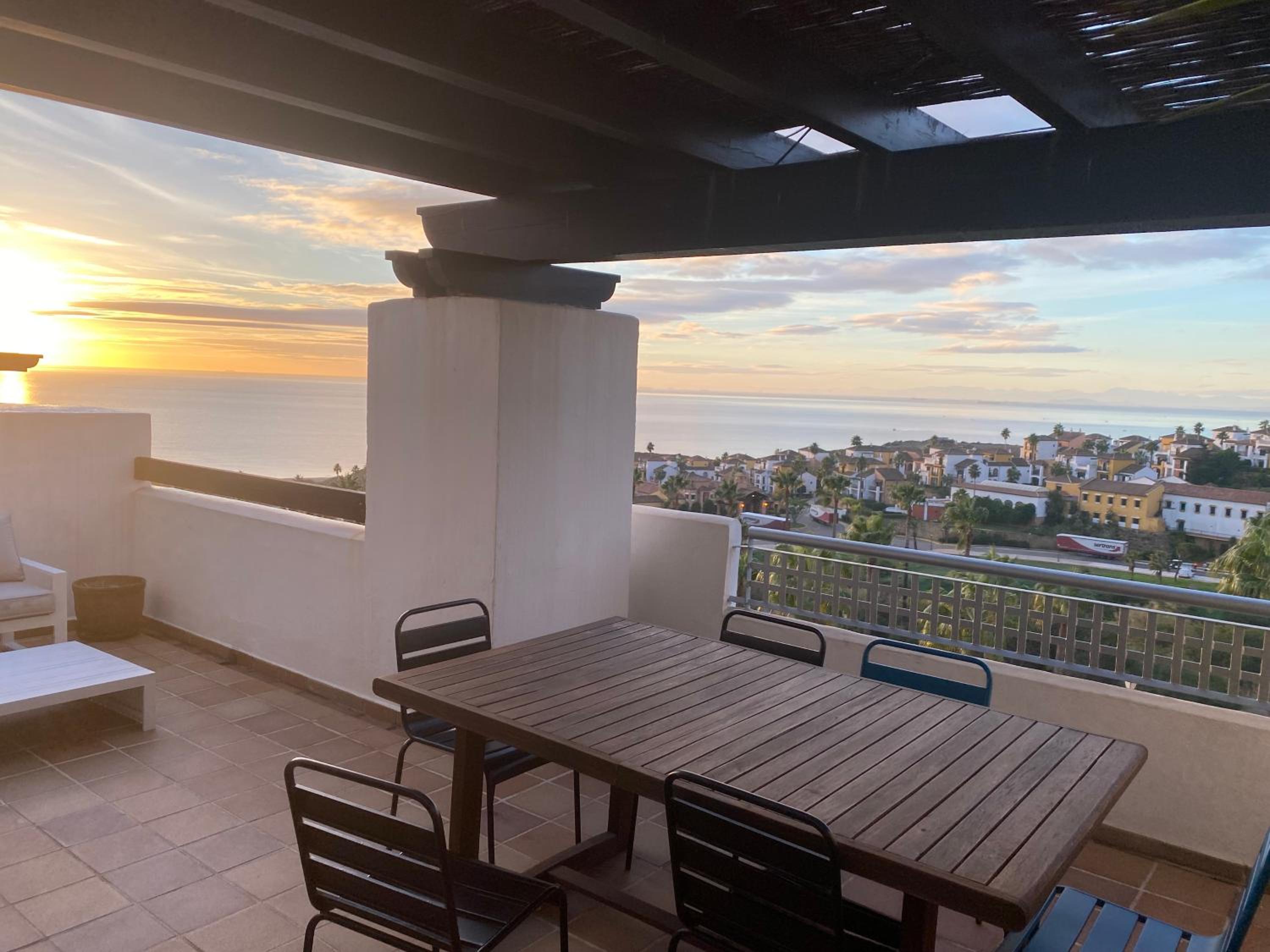 Shanti Sea View Apartment