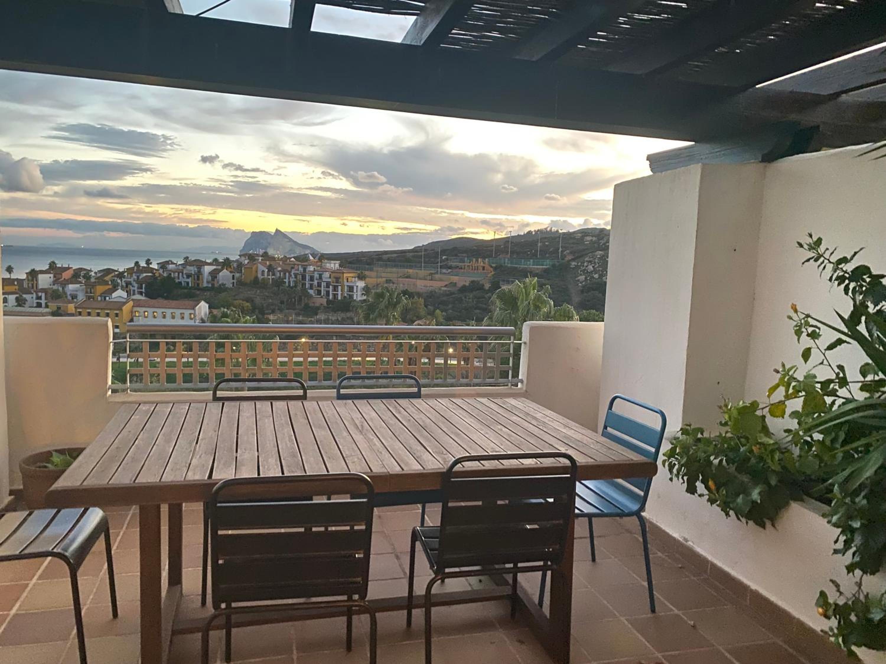Shanti Sea View Apartment