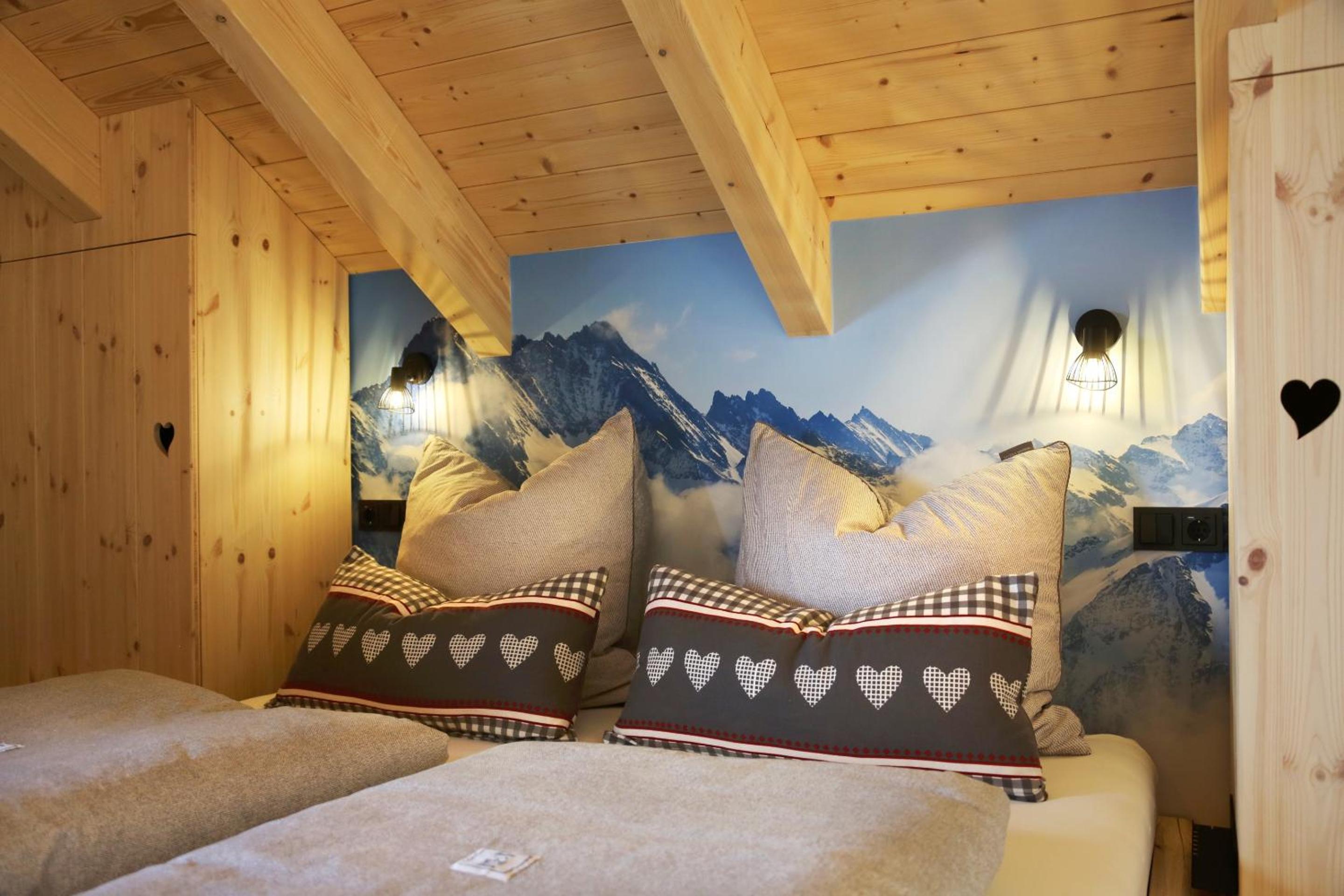 "Allgäu-Herzl" Alpenchalet für Zwei view 2