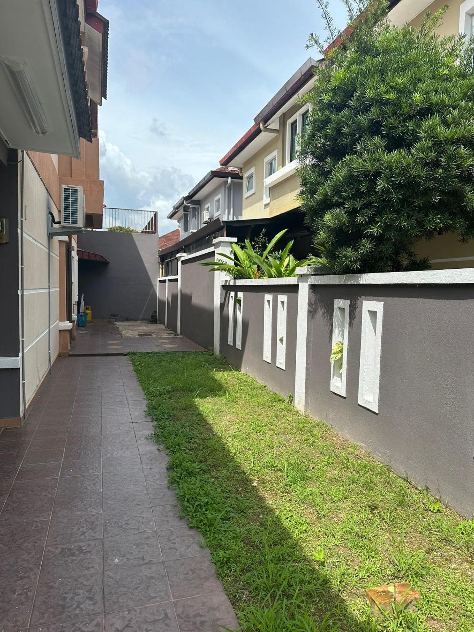 Semi -D Homestay Seremban 2 photo 4