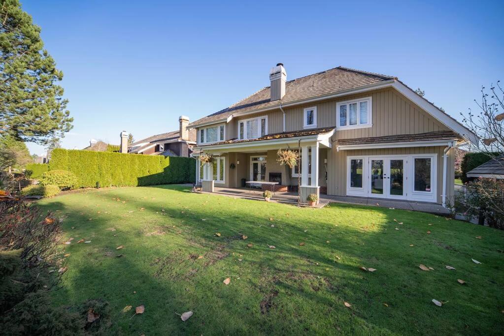 Surrey Vacations - Cozy suite back on Golf course - Property Image 16