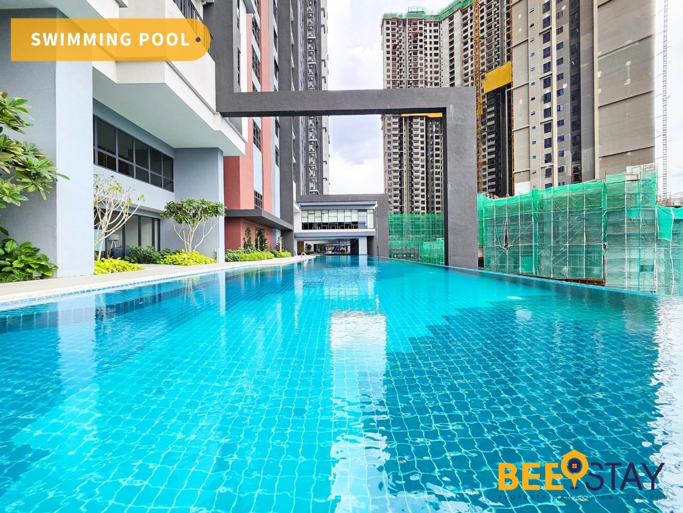 Sunway Velocity 2 connected with MALL & MRT for 2 Pax