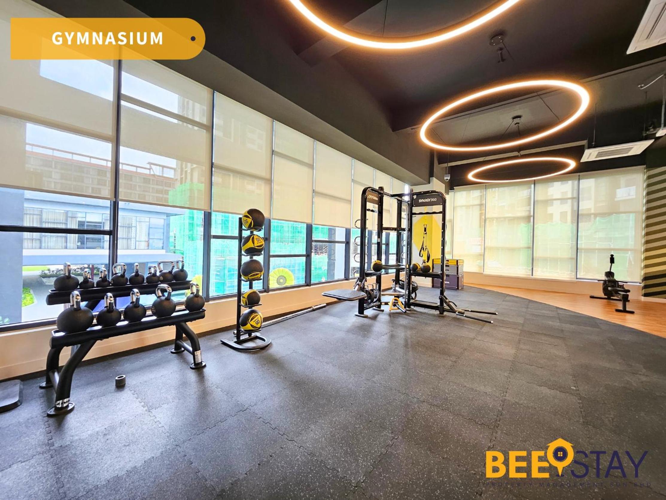 Sunway Velocity 2 connected with MALL & MRT for 2 Pax