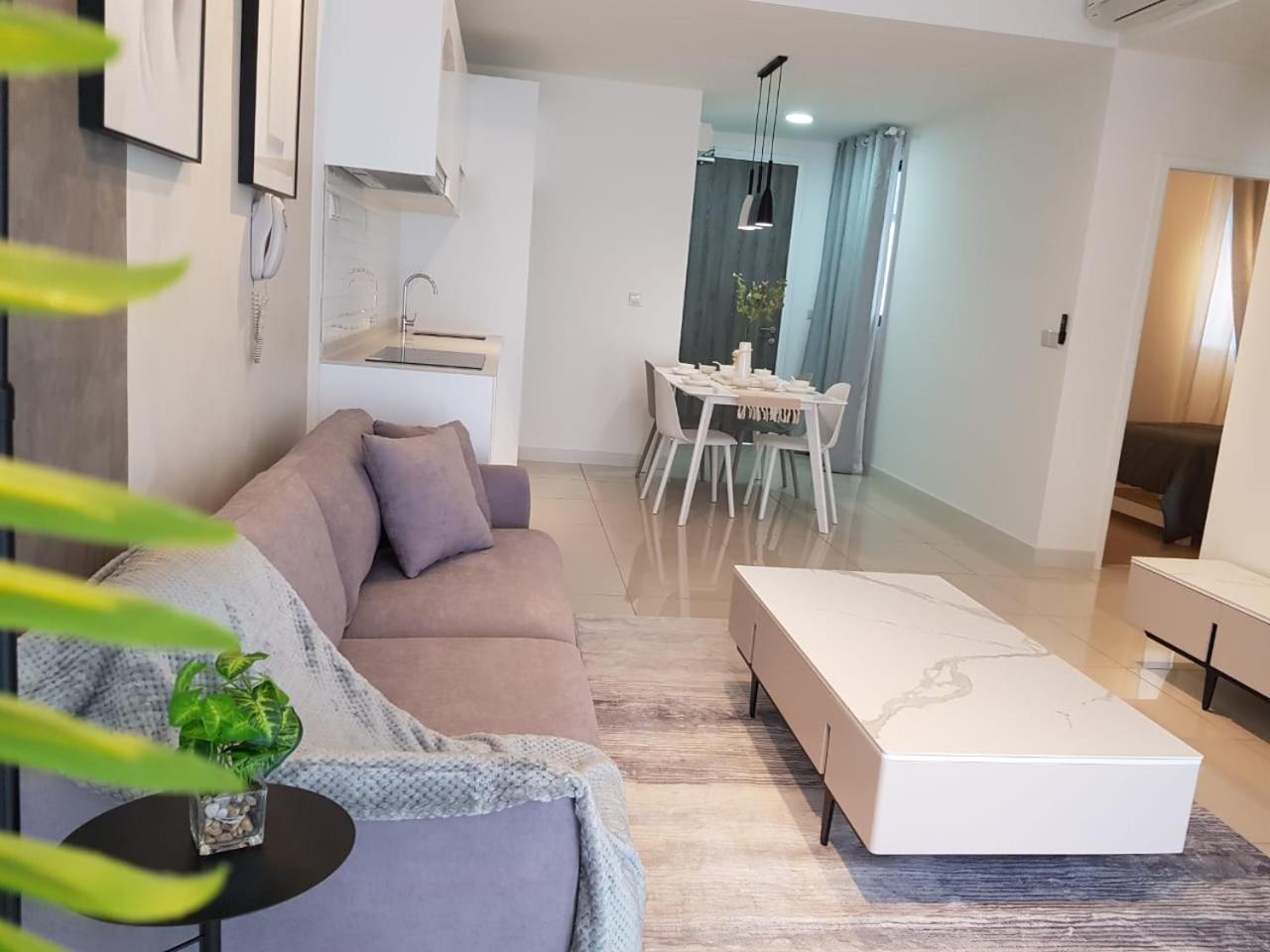 KZR KL Central Homestay KLCC TRX Bukit Bintang