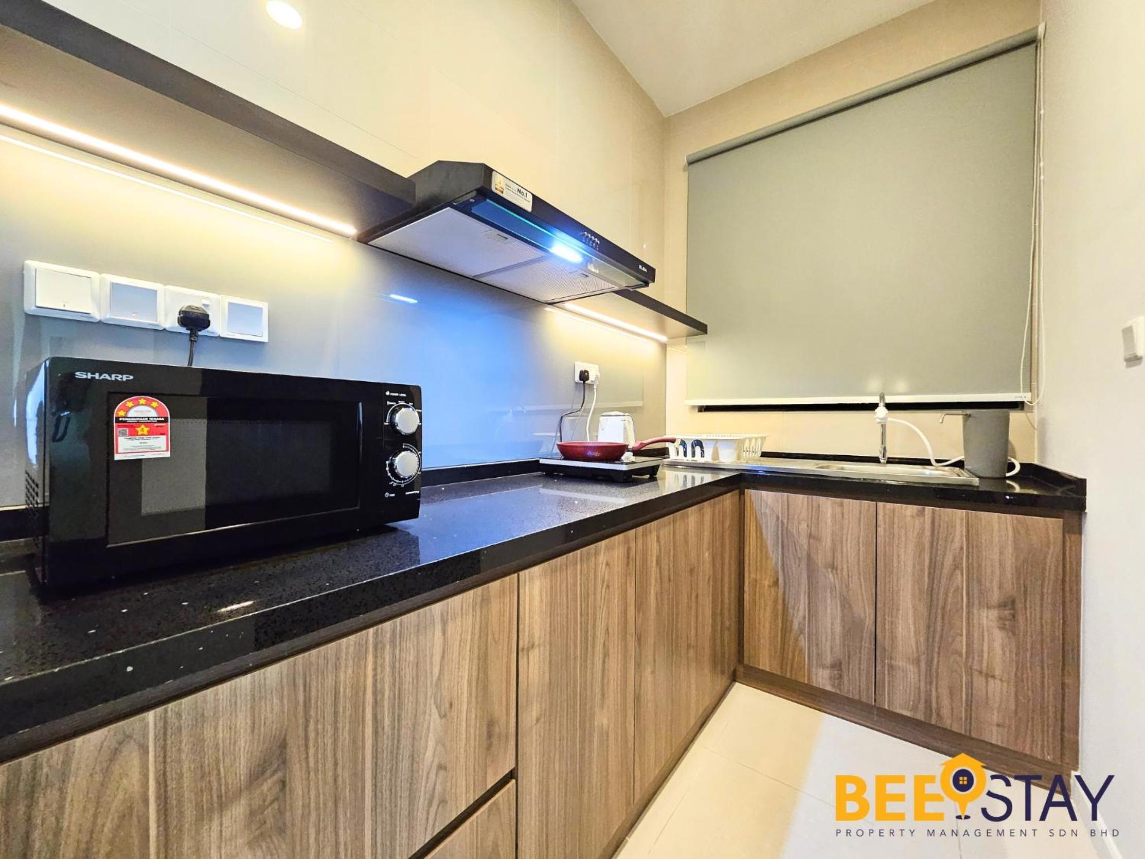Sunway Velocity 2 connected with MALL & MRT for 2 Pax