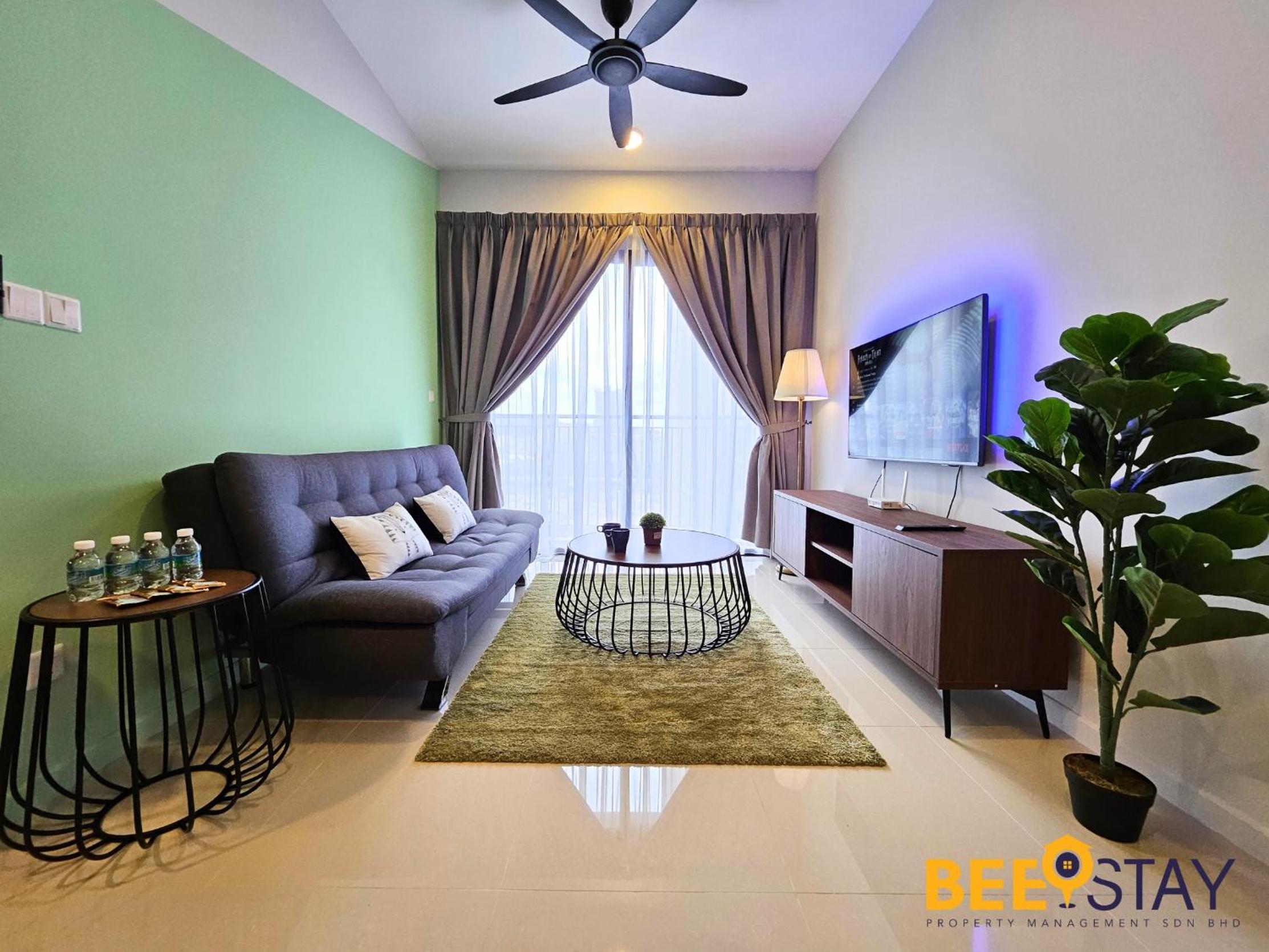 Sunway Velocity 2 connected with MALL & MRT for 2 Pax
