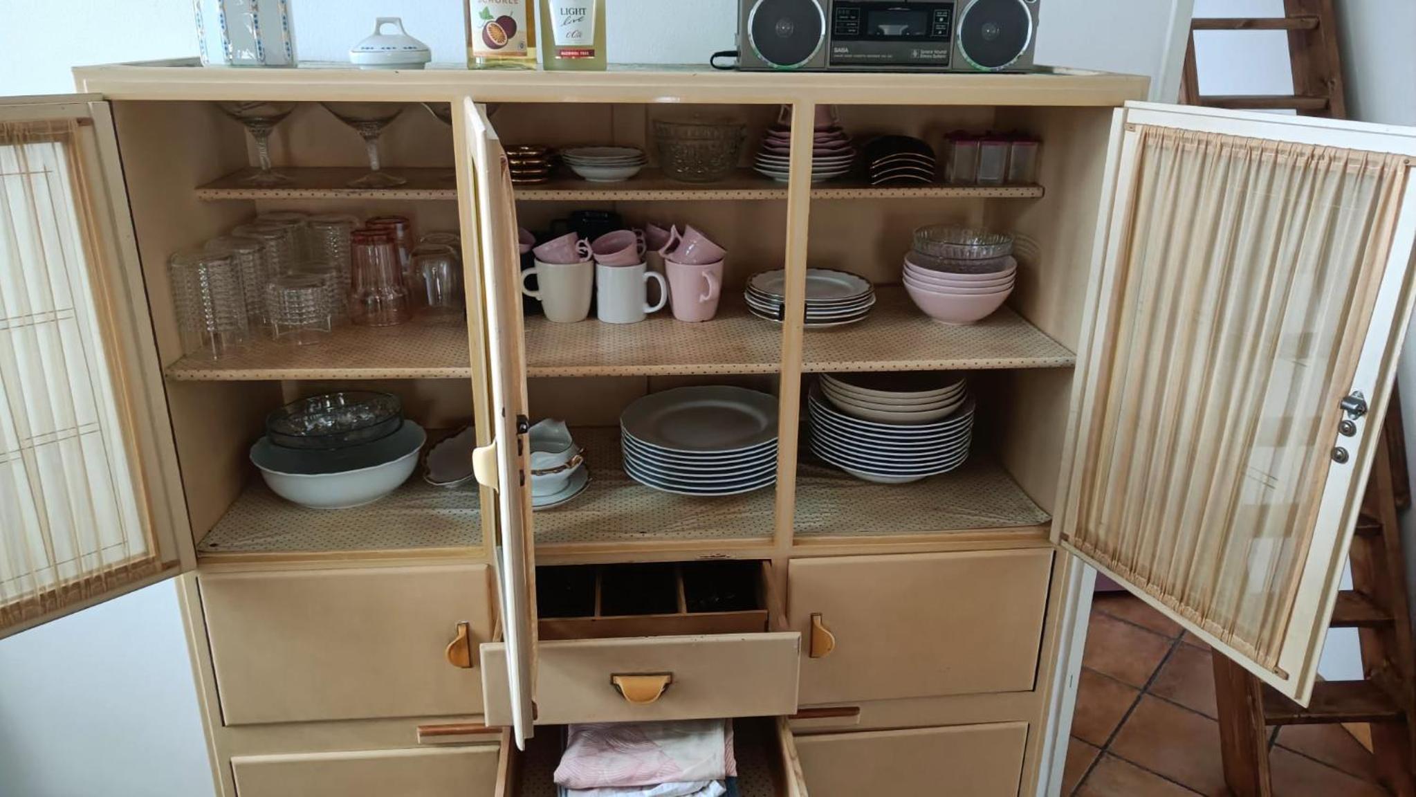 Huge-Elegant-Art 5 Beds Flat in Schöneberg