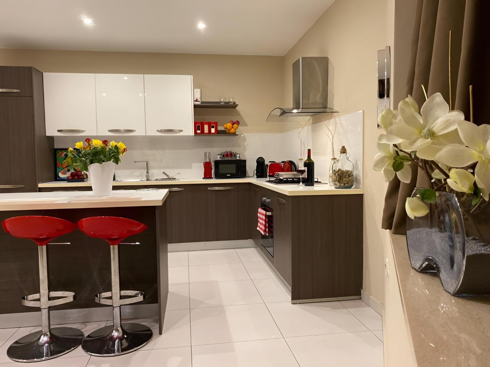 St. Julian's Super Bright And Spacious Seaview Apartment photo 4