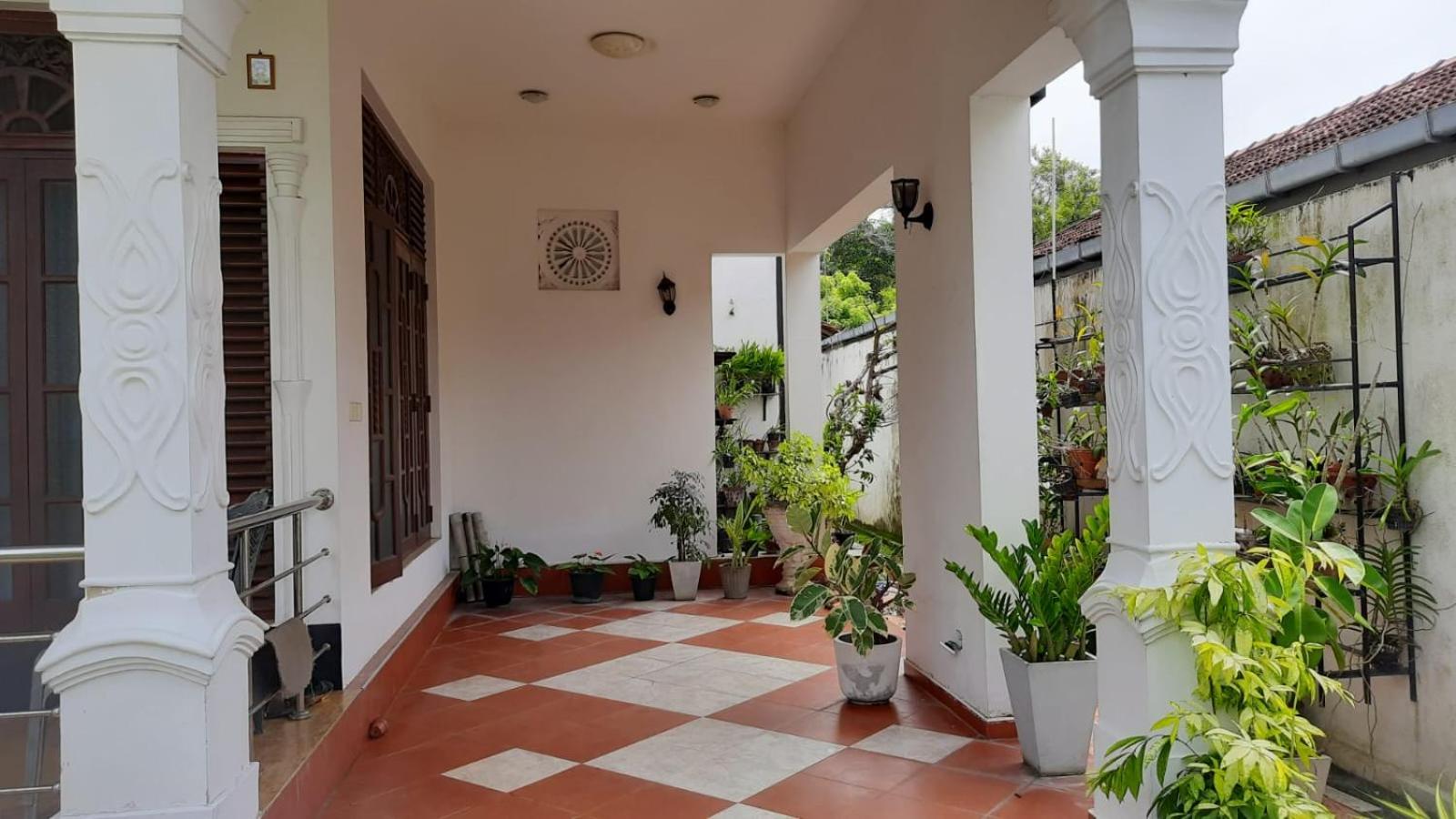 Party Allowed luxury 4 roomed Furnished house in Jaela view 3