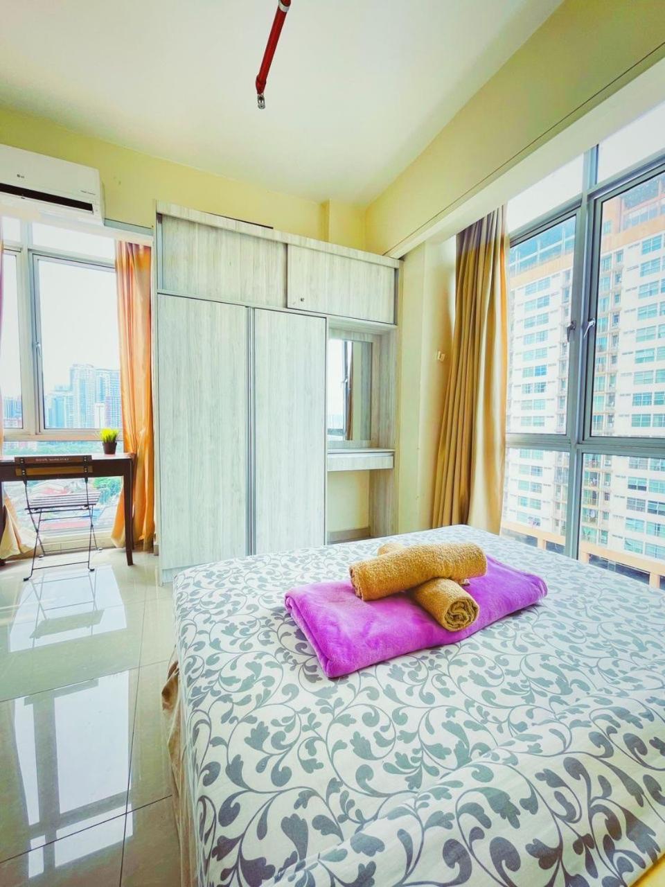 Nour Homestay KLCC View - COMFORT
