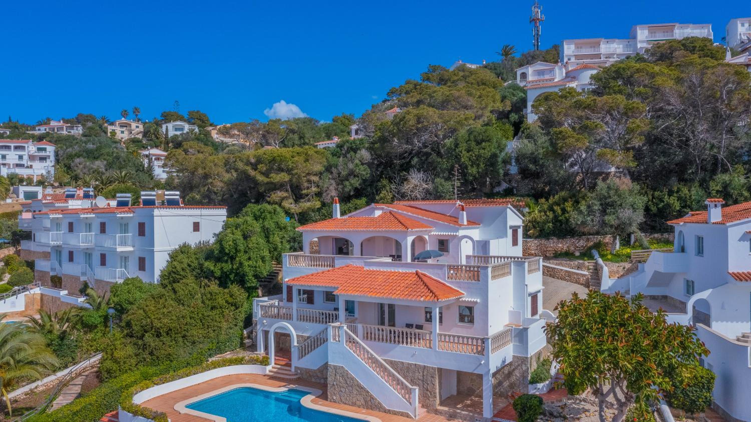 Son Bou Sunset Villas By MENORCARENTALS
