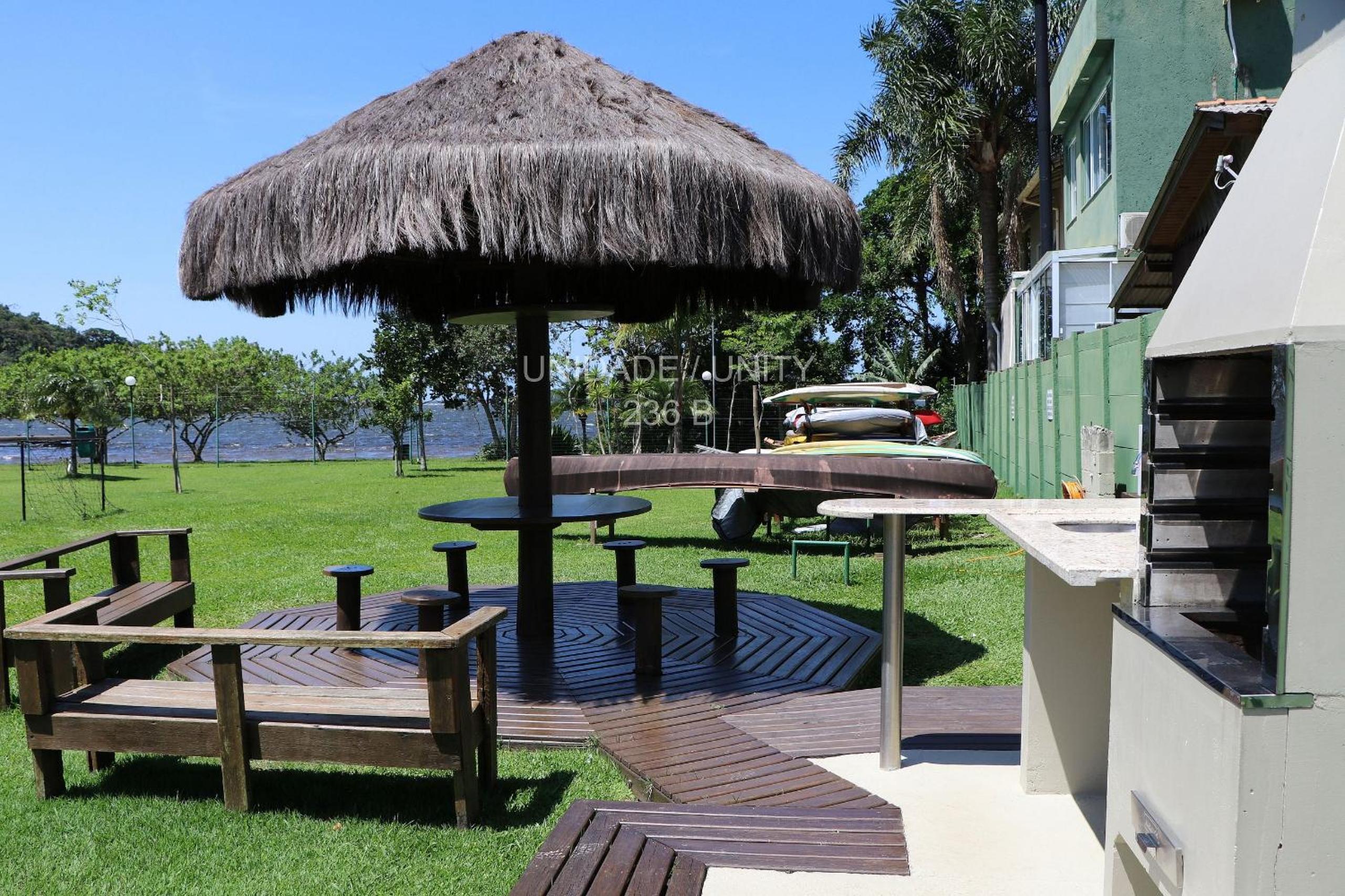Completo apartamento em Resort na beira da lagoa