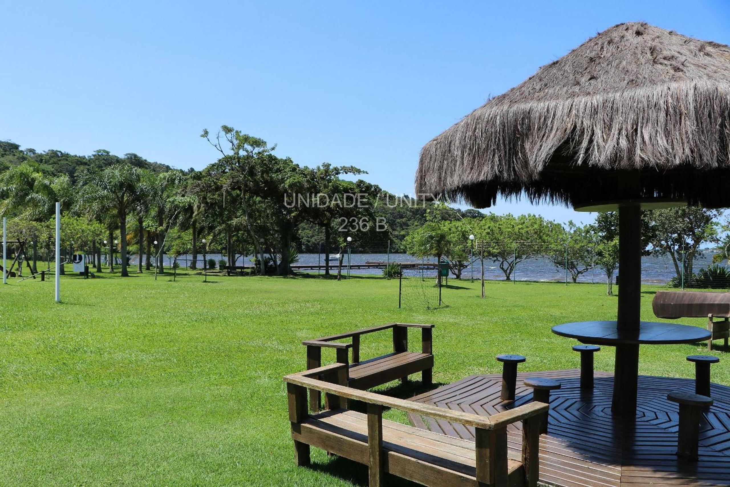Completo apartamento em Resort na beira da lagoa